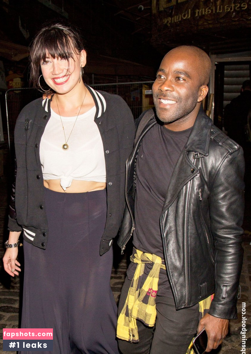 Daisy Lowe Nahé úniky fotek pouze od fanoušků #153 - Fapshots