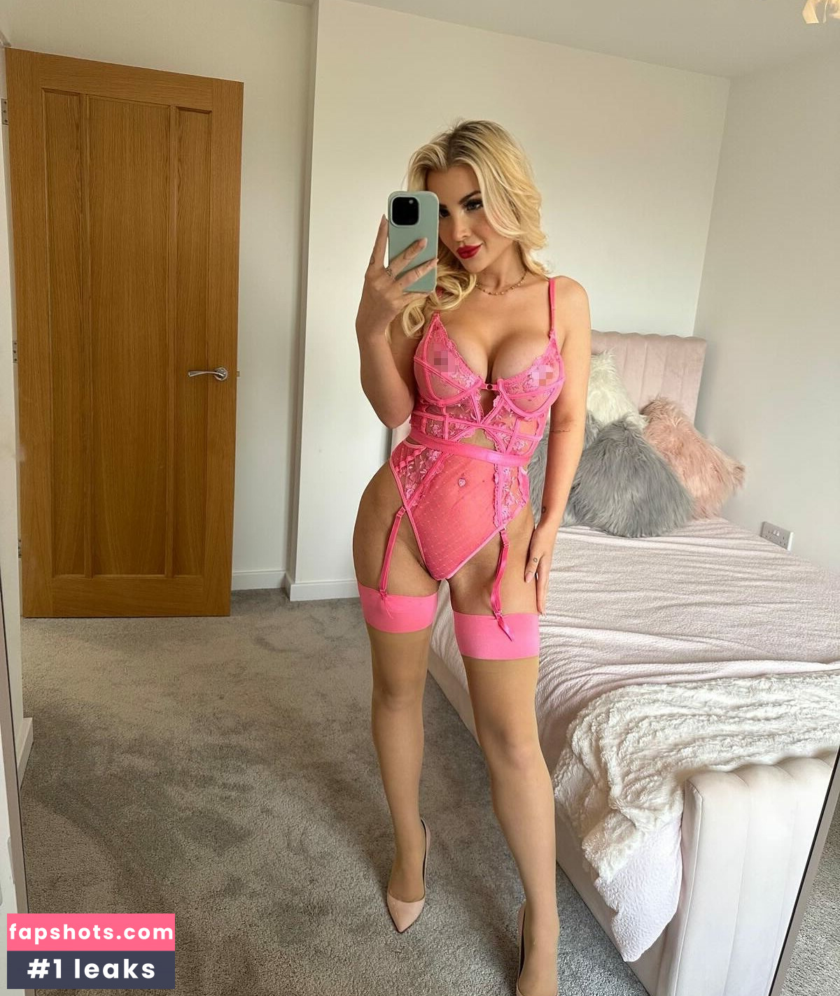 Daisy May gallery photo #60