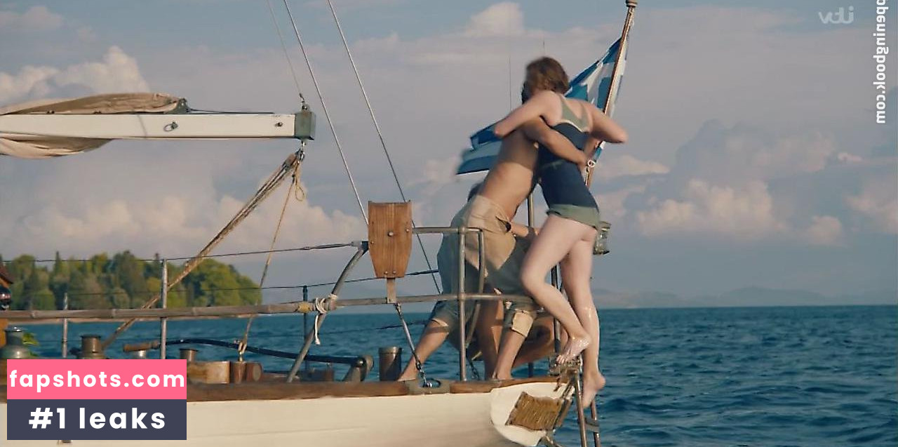 Daisy Waterstone gallery photo #9