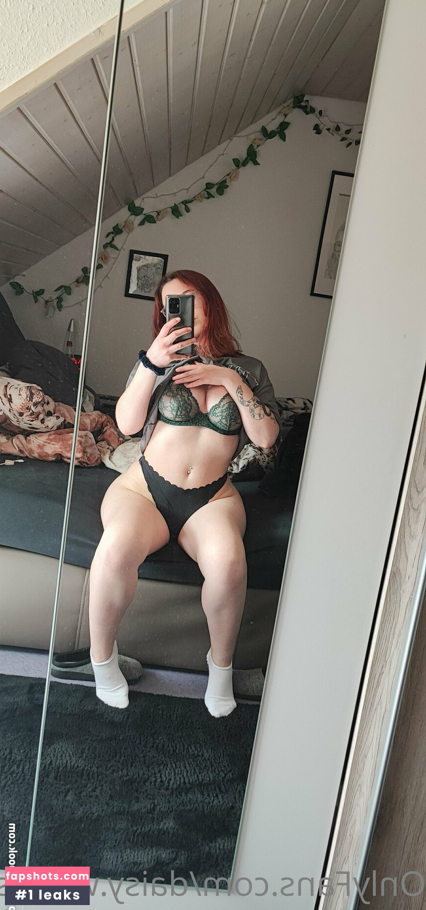 daisy.woods gallery photo #24