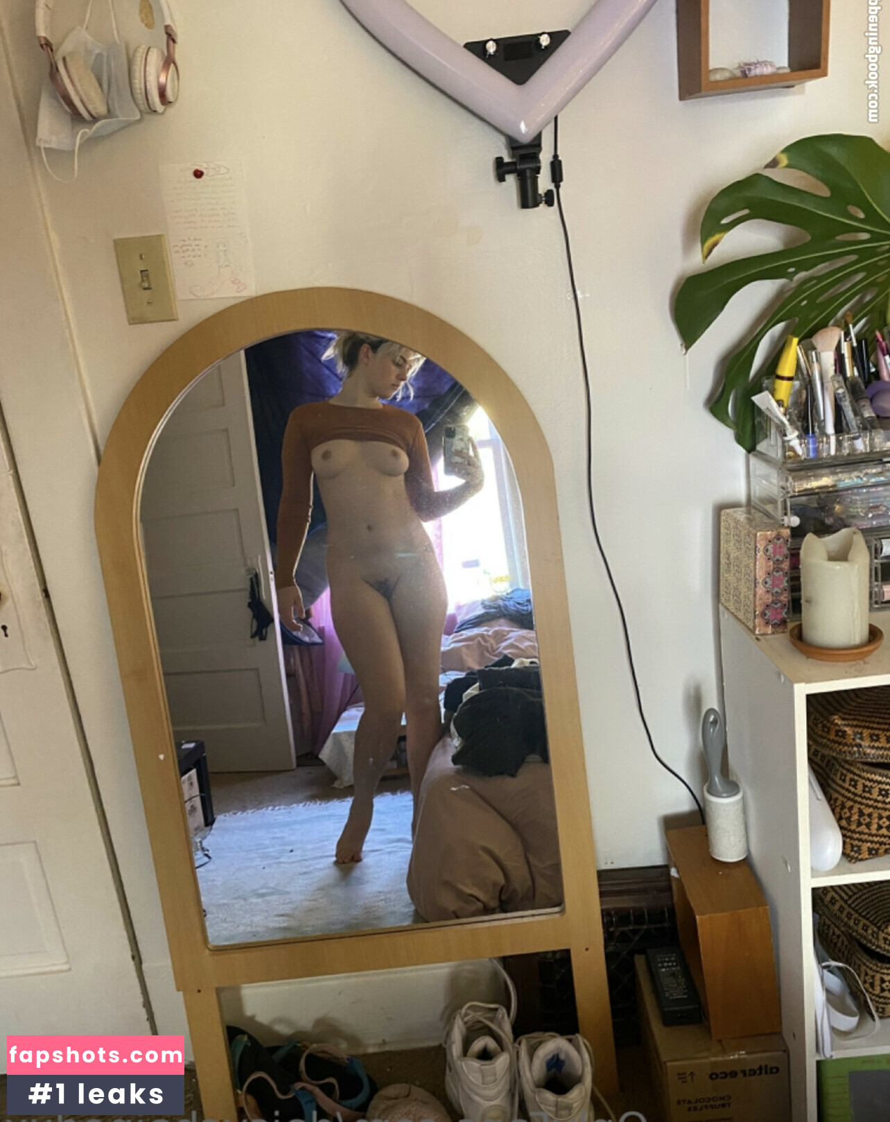 daisychainedxx Nude Leaks OnlyFans Photos #2 - LeakJerk