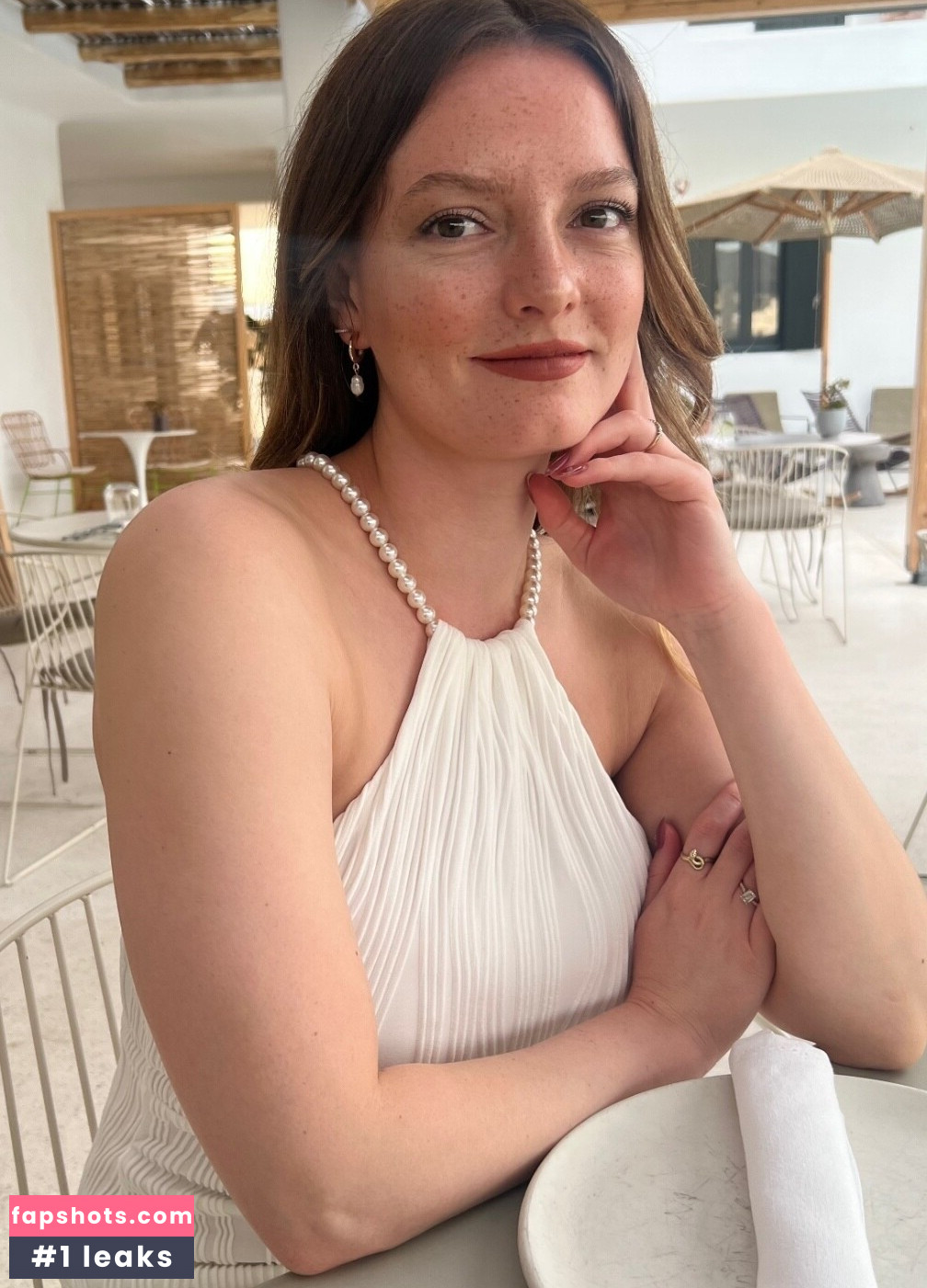 Dakota Blue Richards gallery photo #42