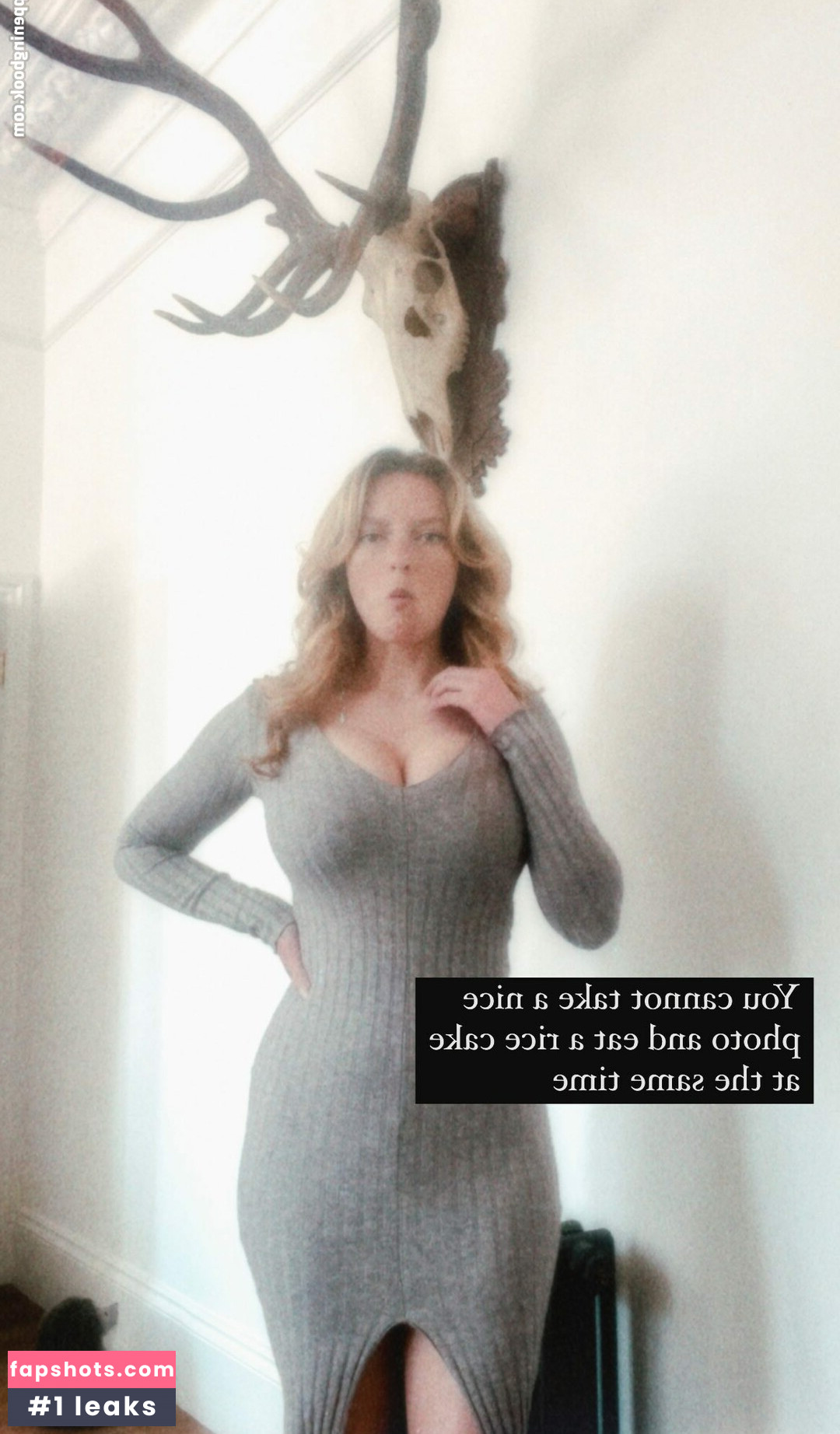 Dakota Blue Richards gallery photo #52