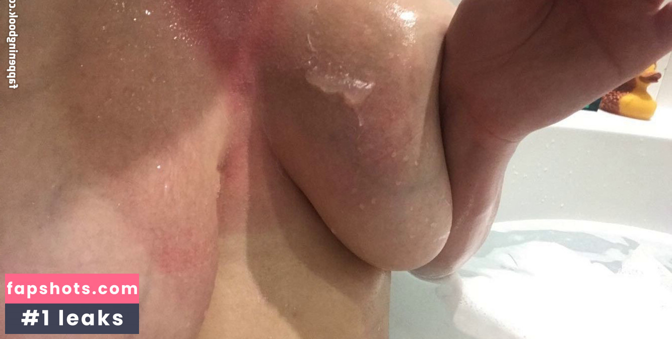 Dakota Blue Richards gallery photo #54