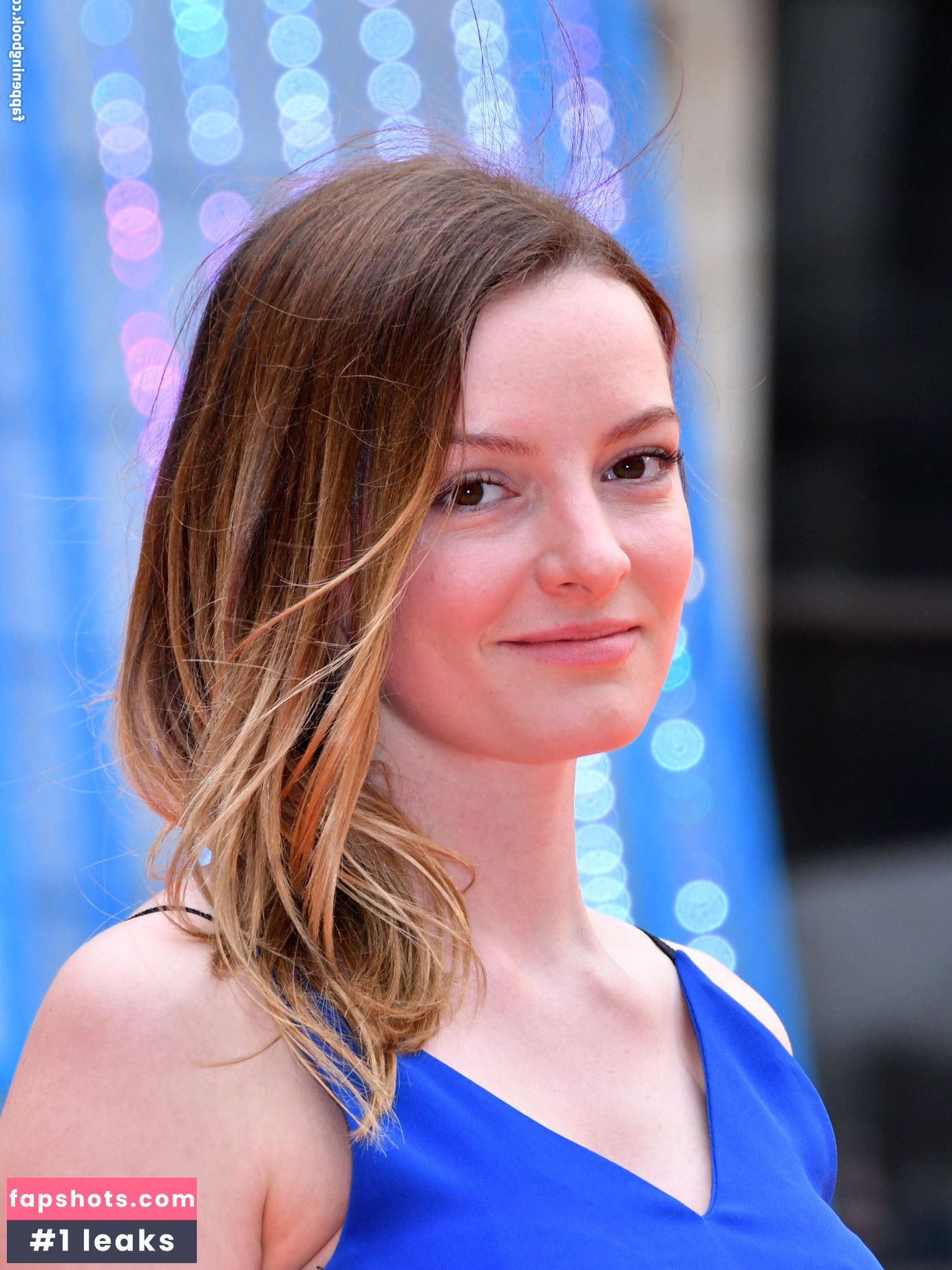 Dakota Blue Richards gallery photo #65