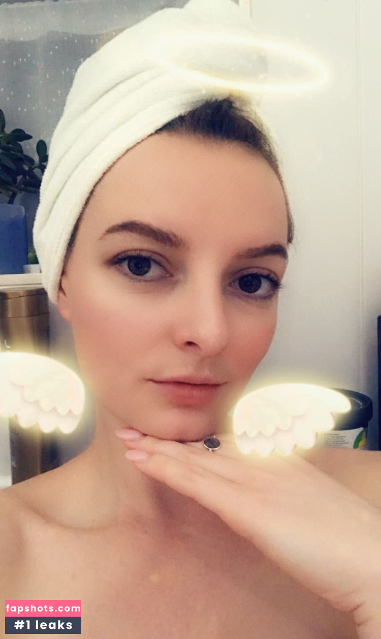 Dakota Blue Richards gallery photo #91