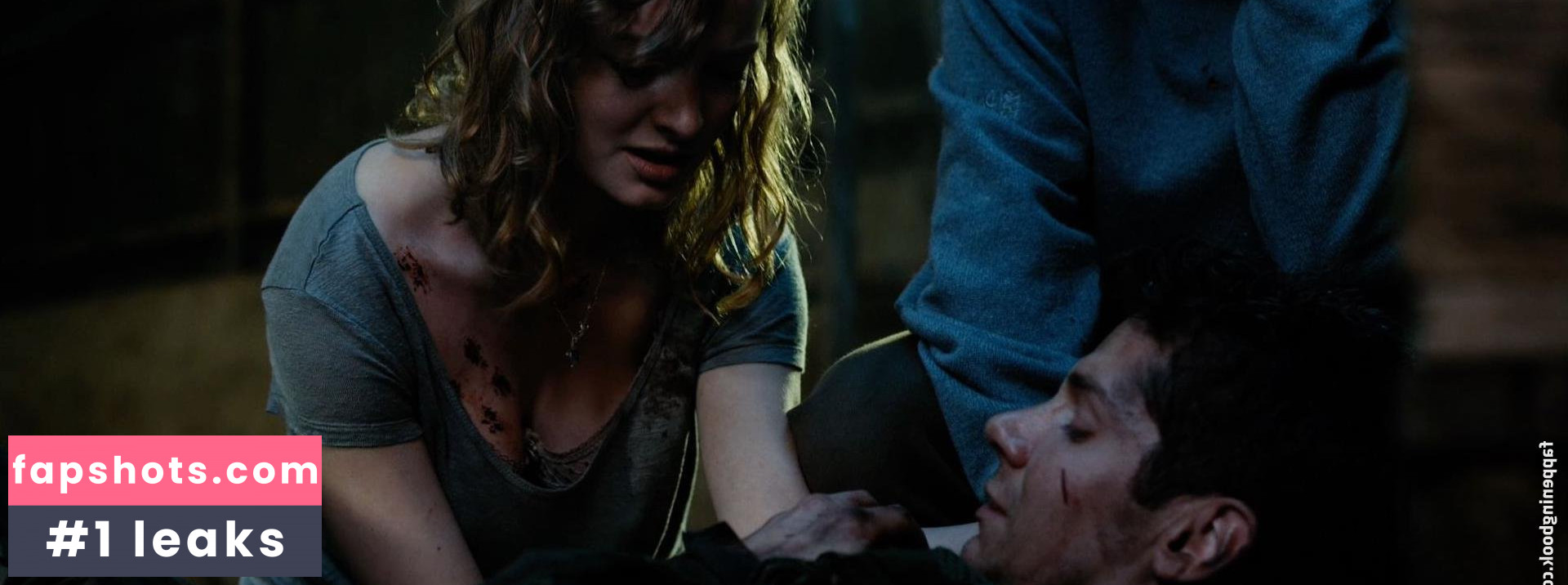 Dakota Blue Richards gallery photo #96