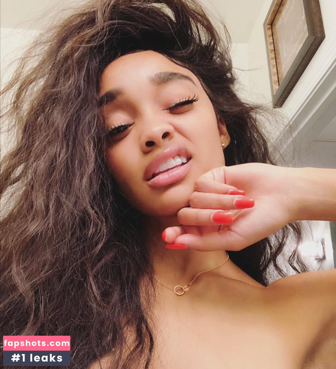 Dakota Gonzalez gallery photo #21