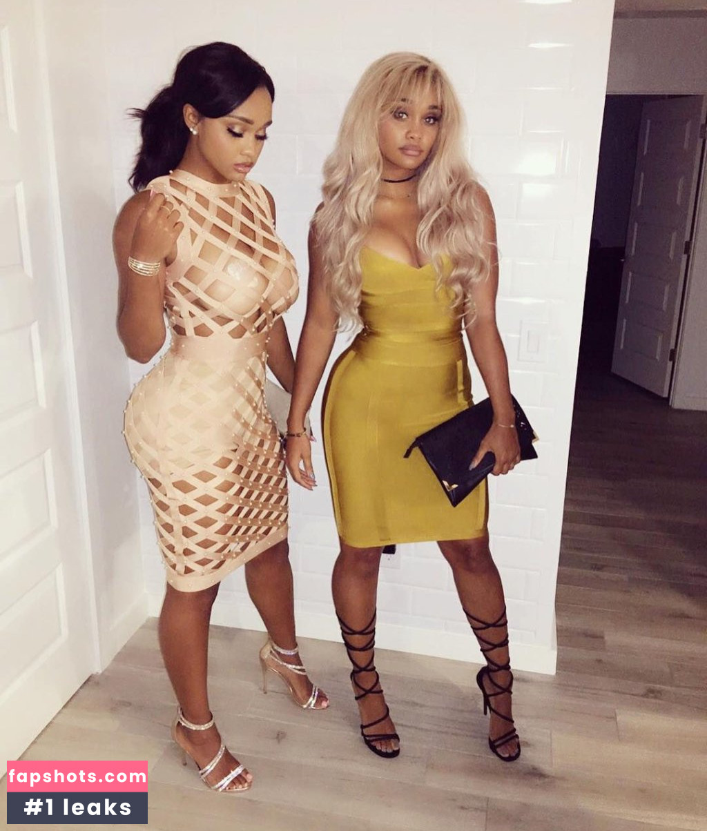 Dakota Gonzalez gallery photo #26