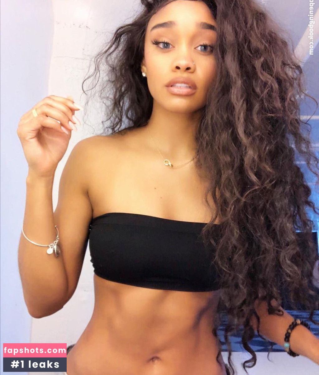 Dakota Gonzalez gallery photo #28