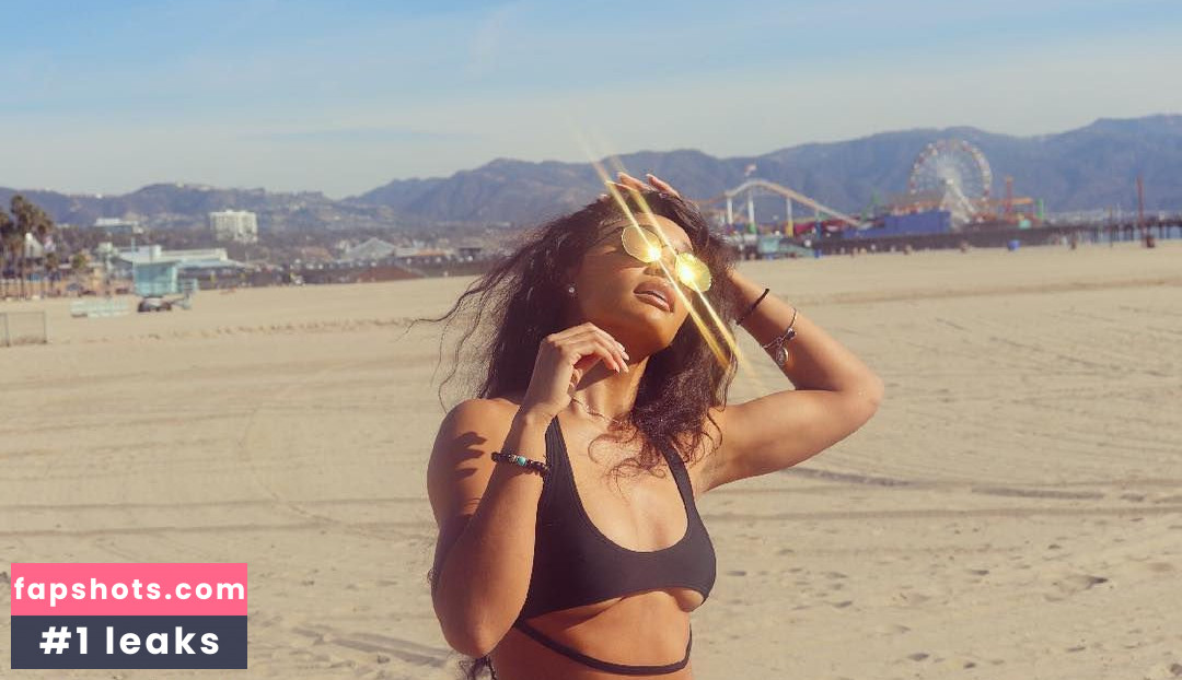 Dakota Gonzalez gallery photo #38