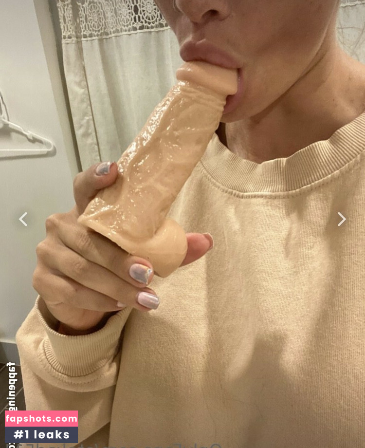 dakotaaaa gallery photo #11