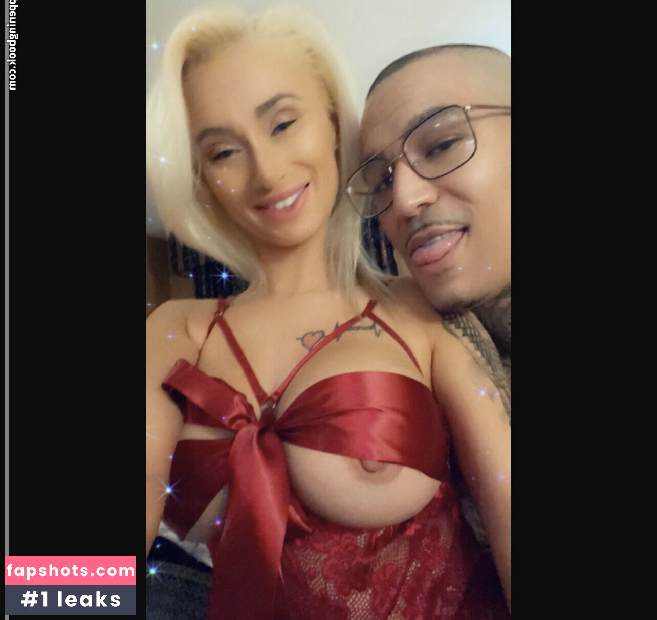 DakotaBright gallery photo #16