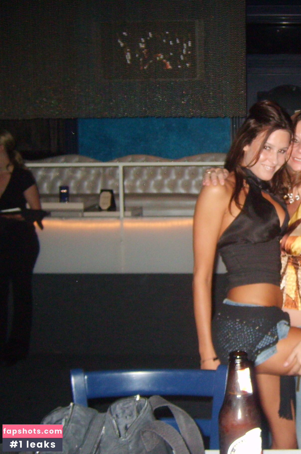 DakotaCox gallery photo #10