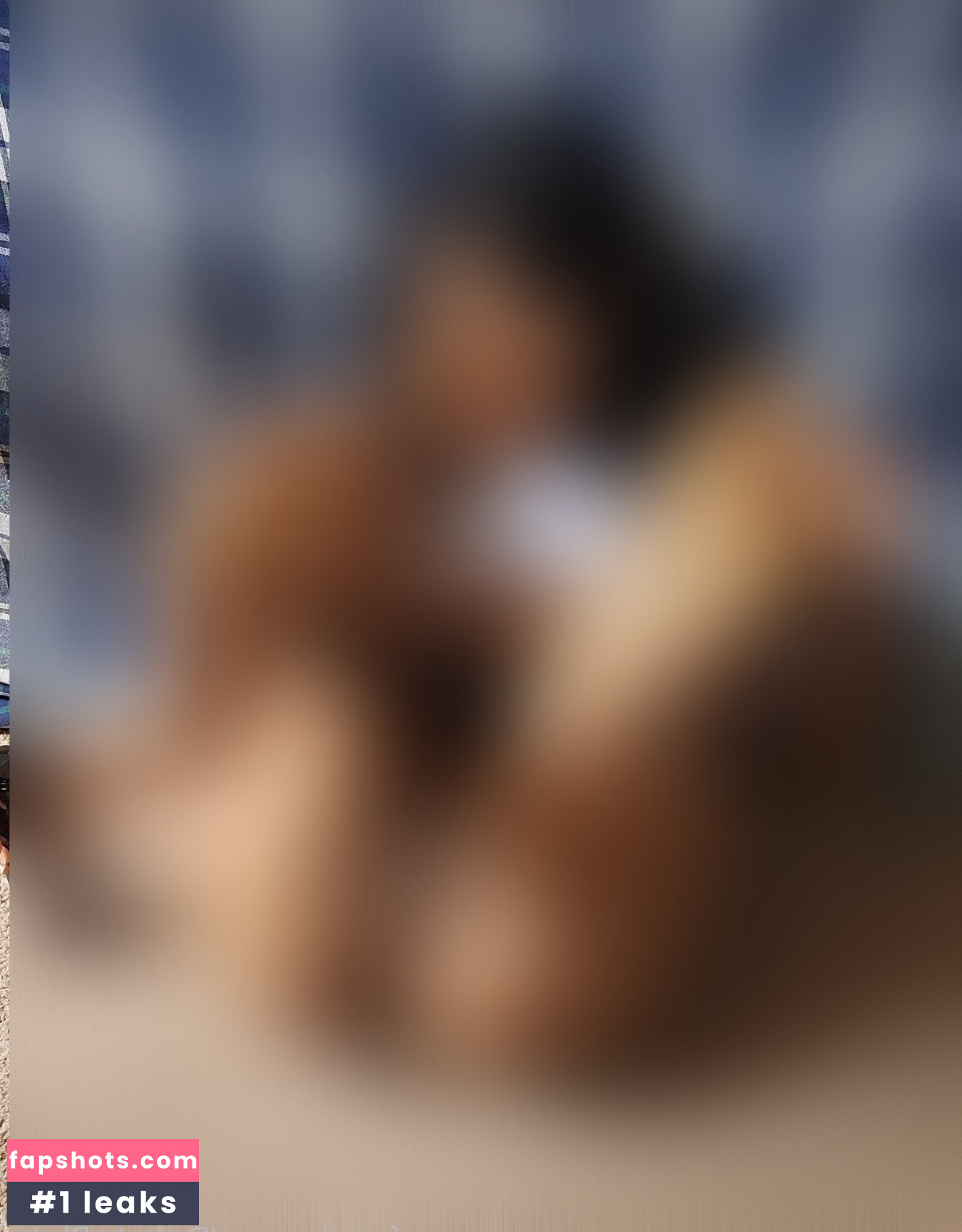 DakotaPluto gallery photo #10