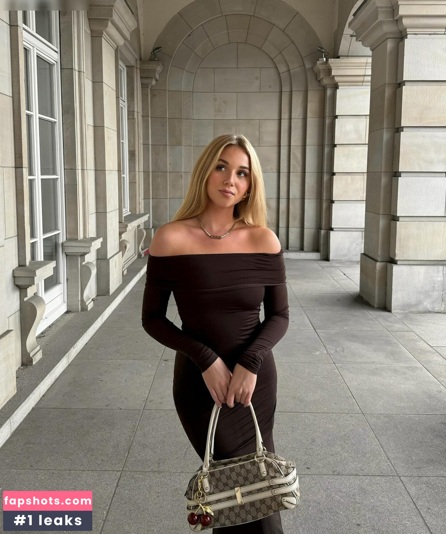 Dalia gallery photo #9