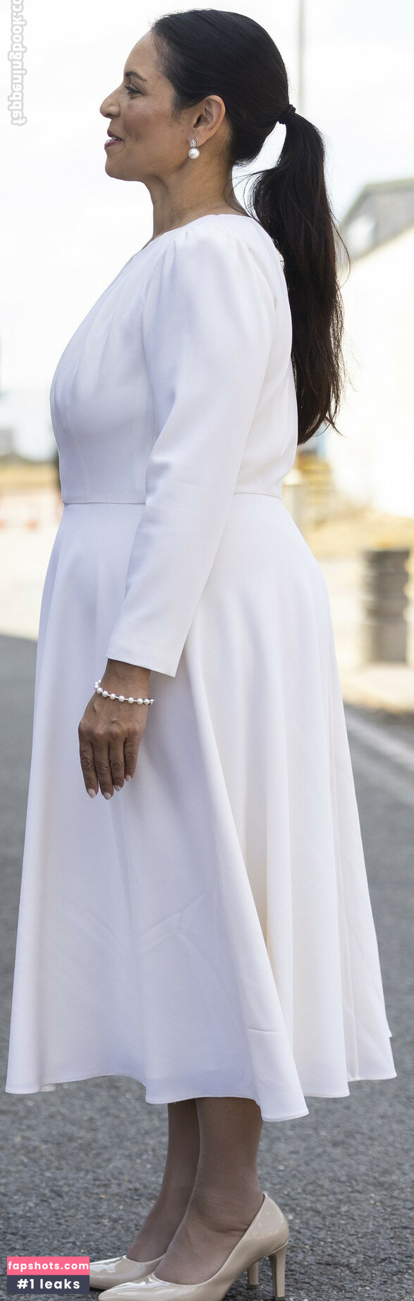 Dame Priti Patel MP Nacktheit OnlyFans Fotos #2 - Fapshots