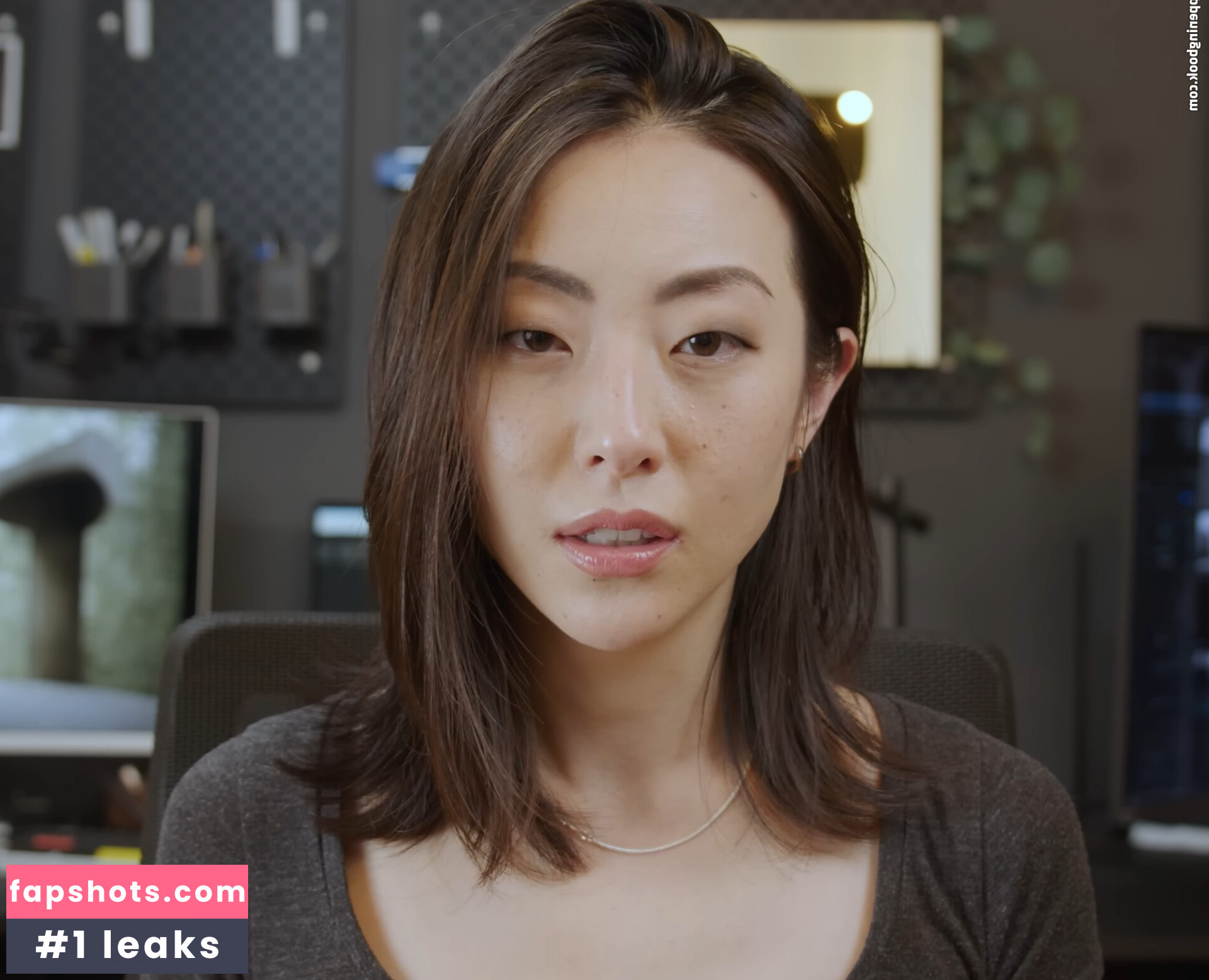 Dami Lee gallery photo #2