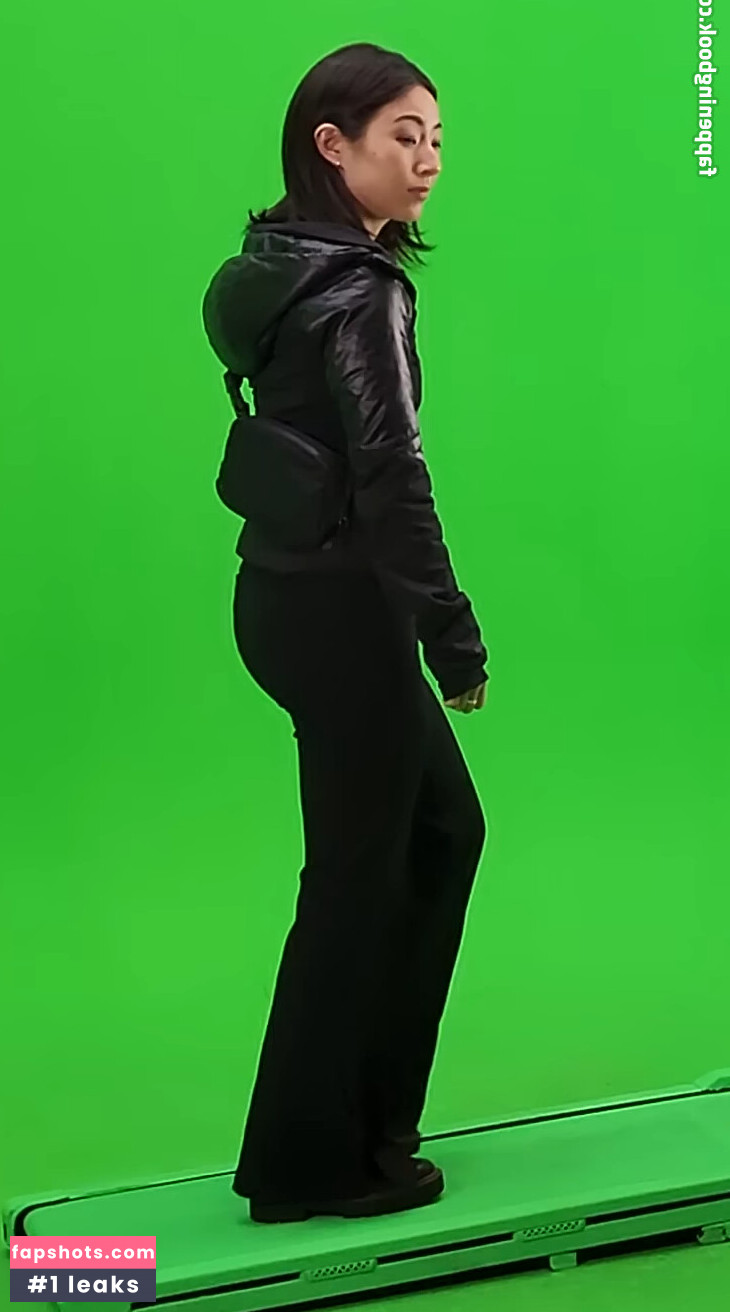 Dami Lee gallery photo #16