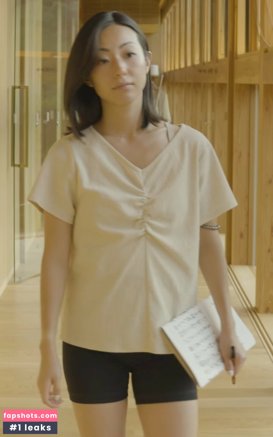 Dami Lee gallery photo #20