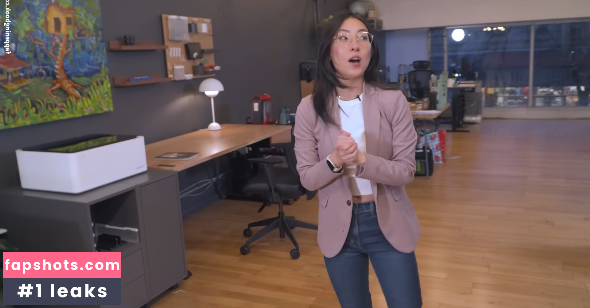 Dami Lee gallery photo #21