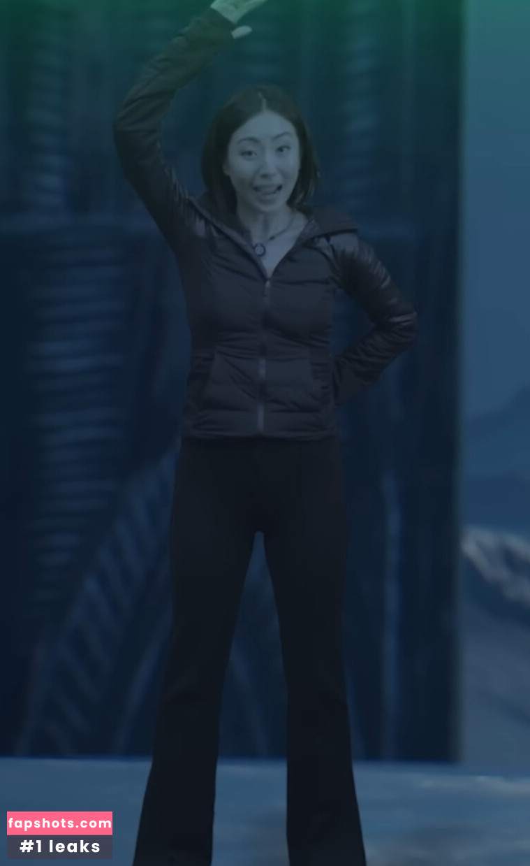 Dami Lee gallery photo #26