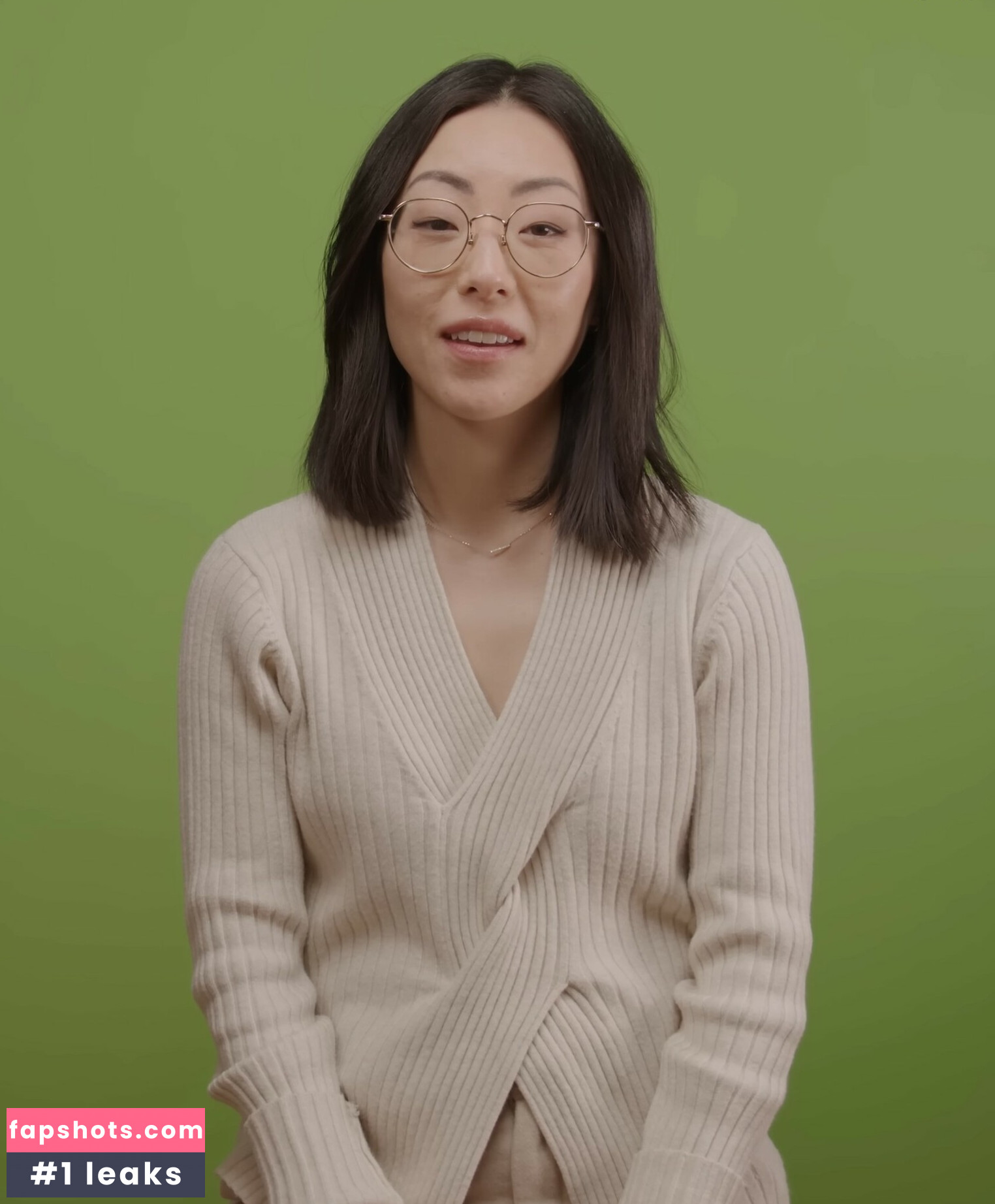 Dami Lee gallery photo #6