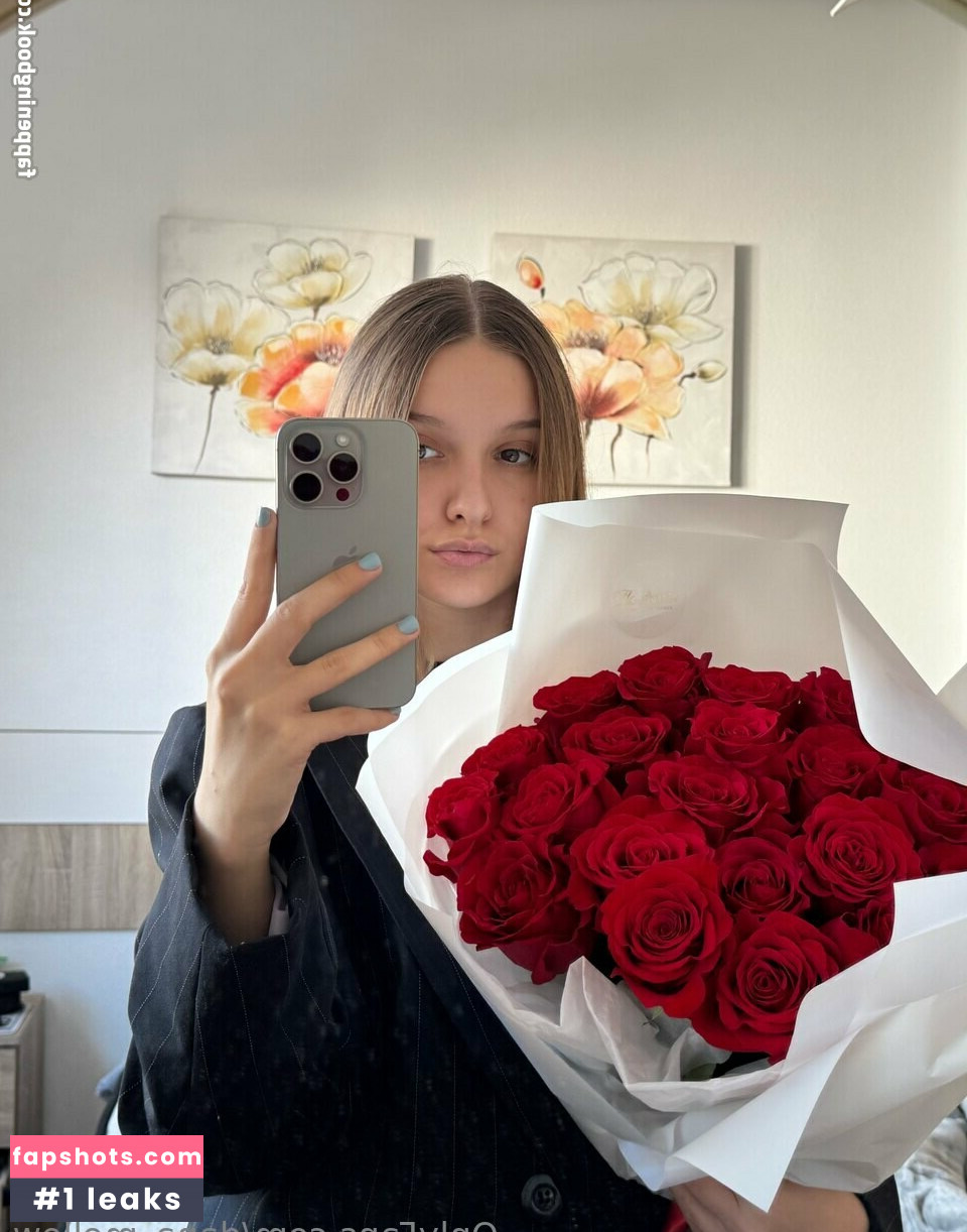 dana_mellow gallery photo #6