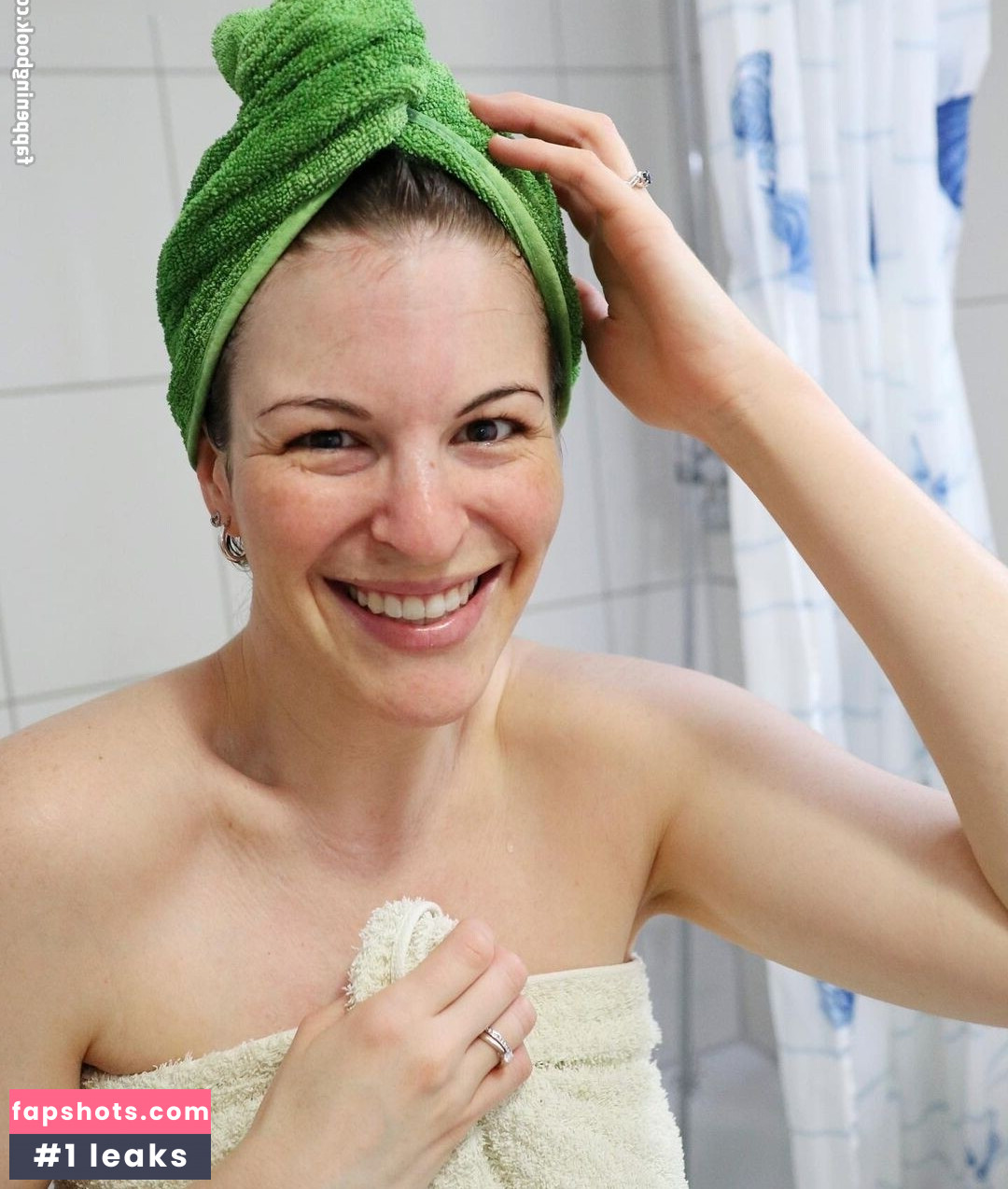 Dana "WantedAdventure" Newman gallery photo #15