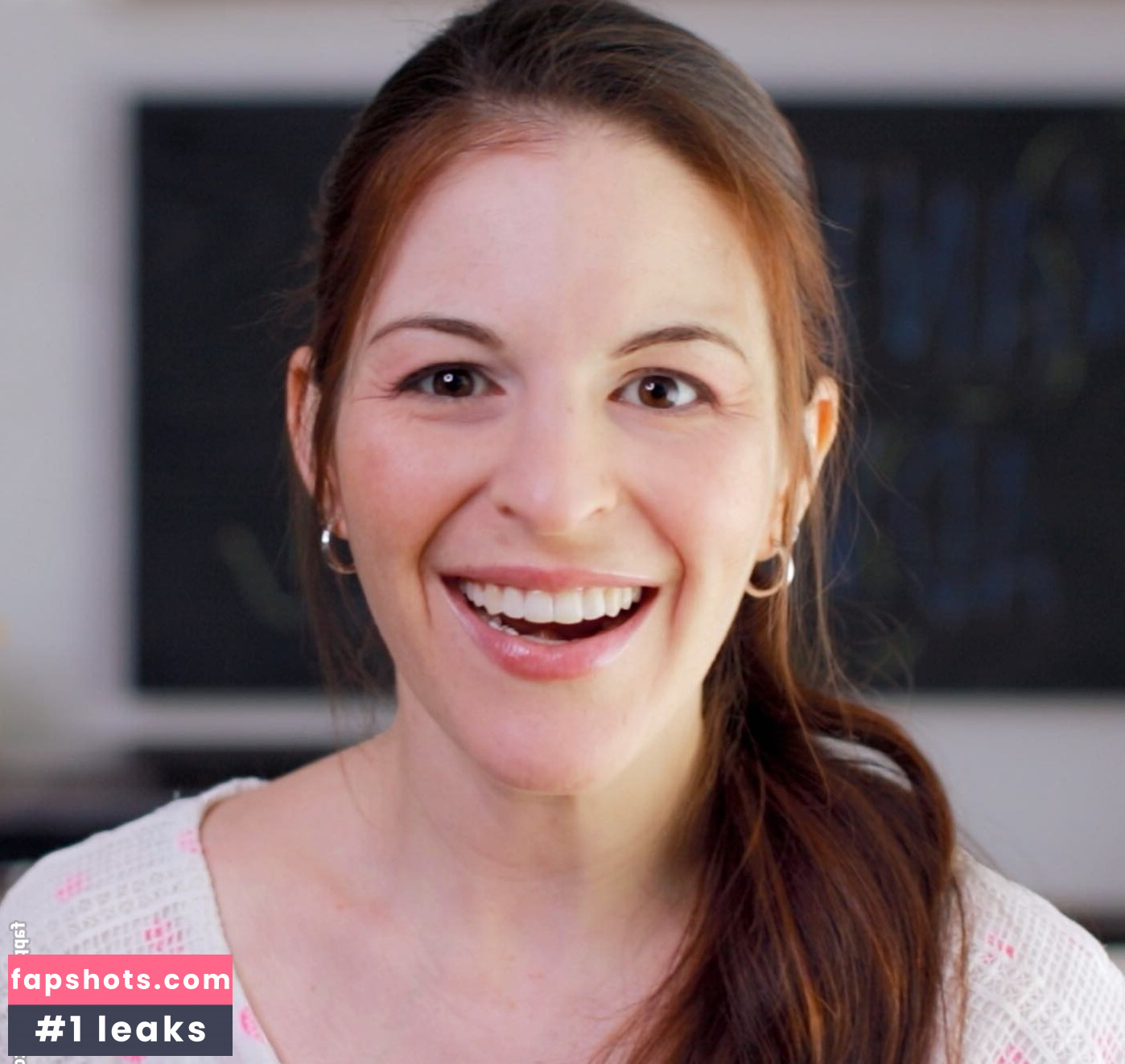 Dana "WantedAdventure" Newman gallery photo #3