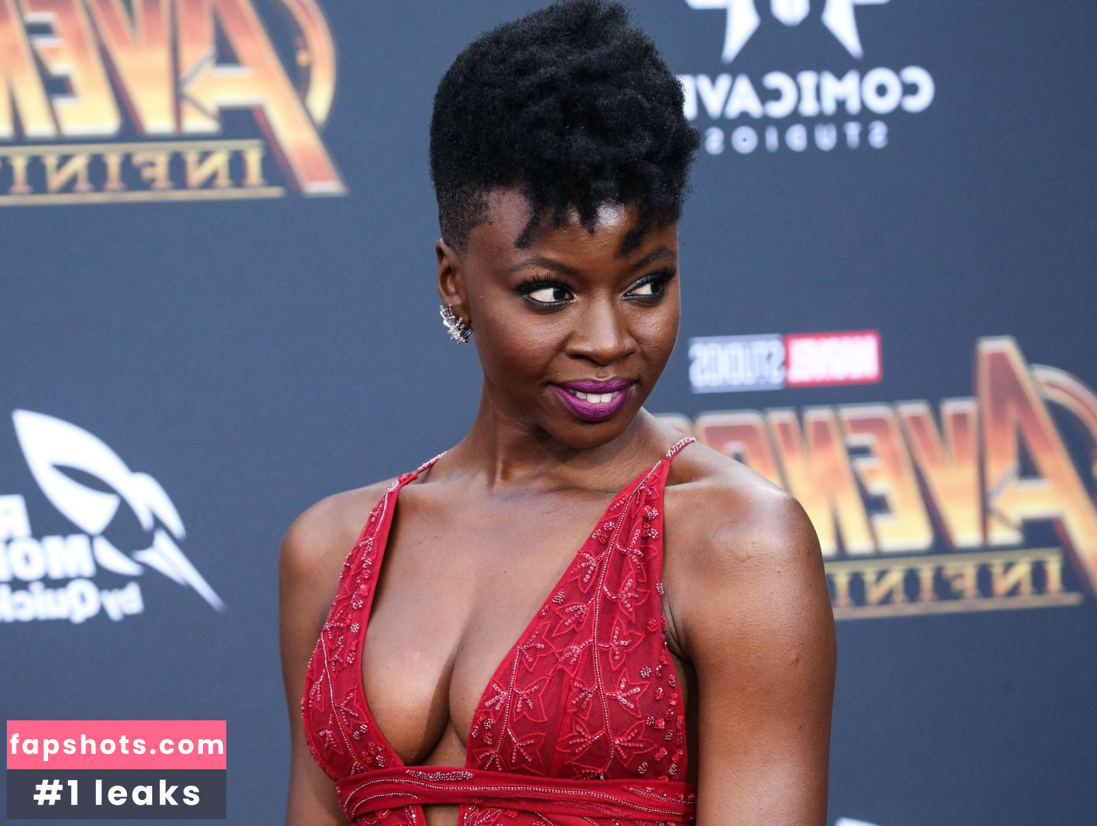 Danai Gurira Nahé úniky fotek pouze od fanoušků #76 - Fapshots