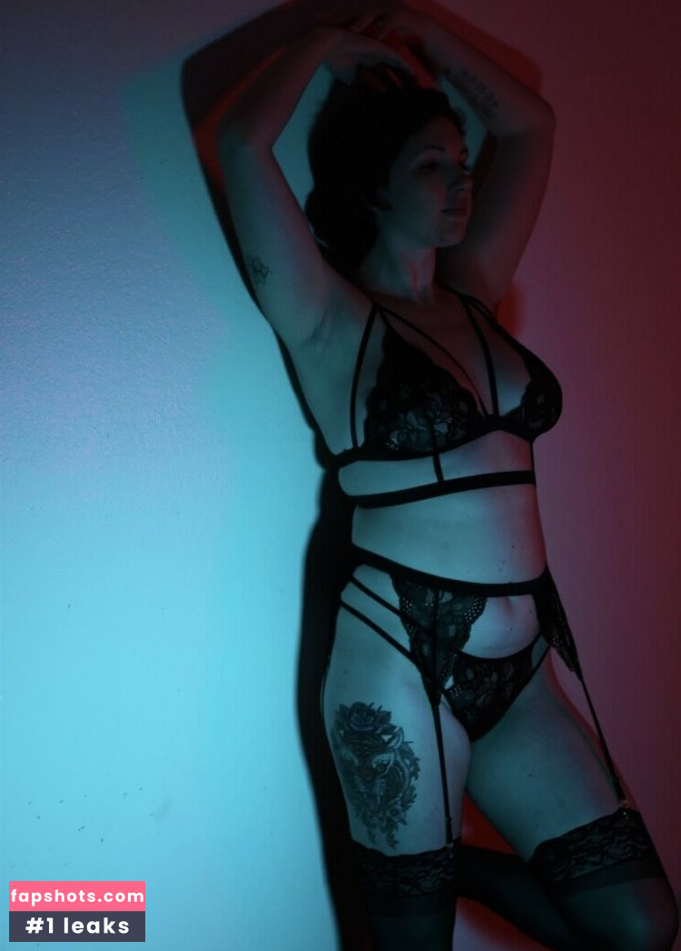 danalegzzz gallery photo #2