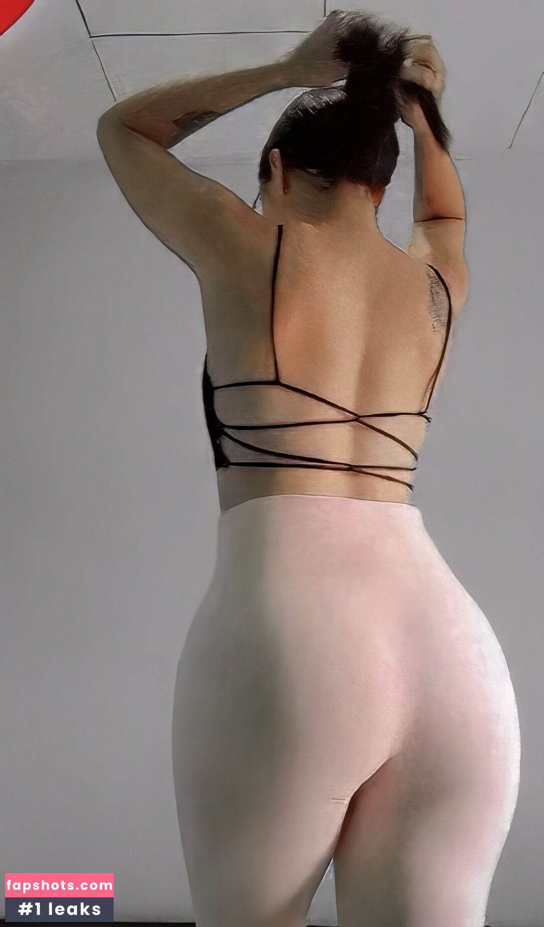 Dani Arce gallery photo #35