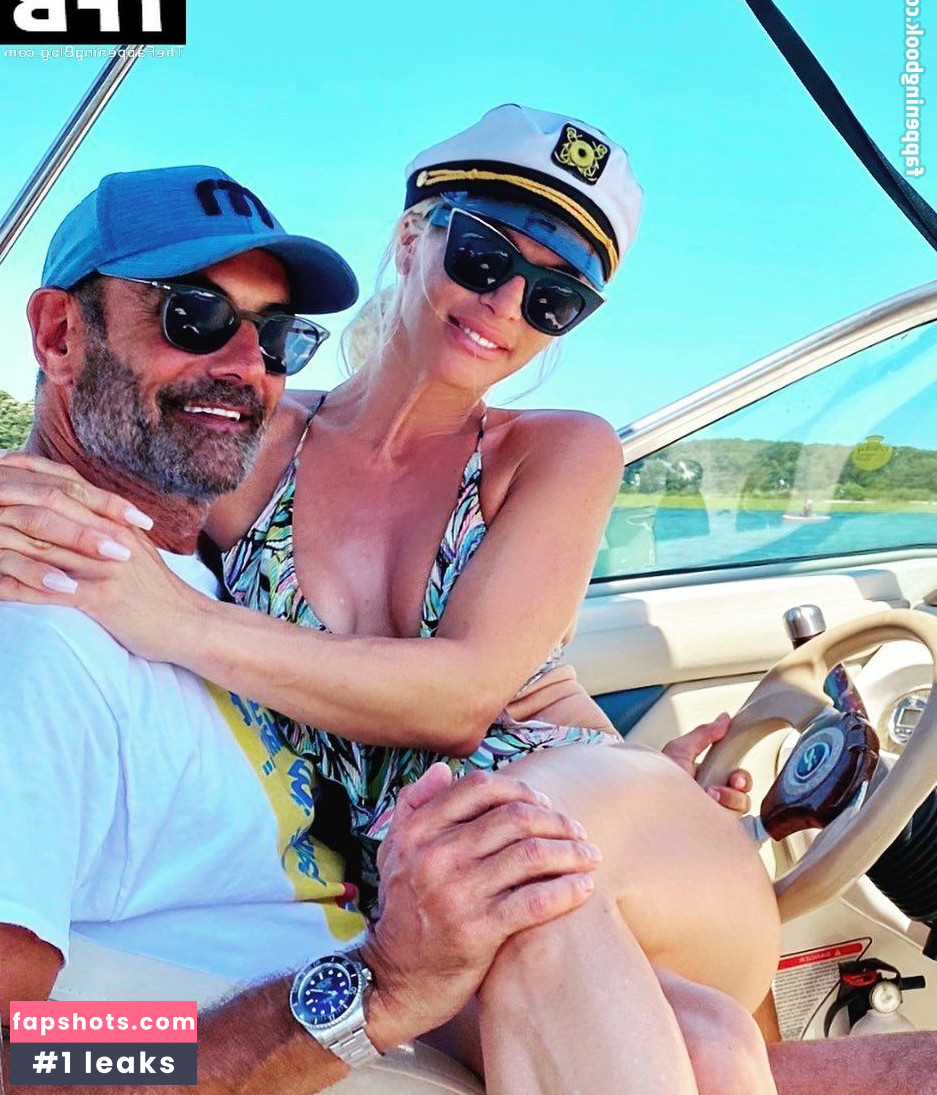 Dani Behr gallery photo #2