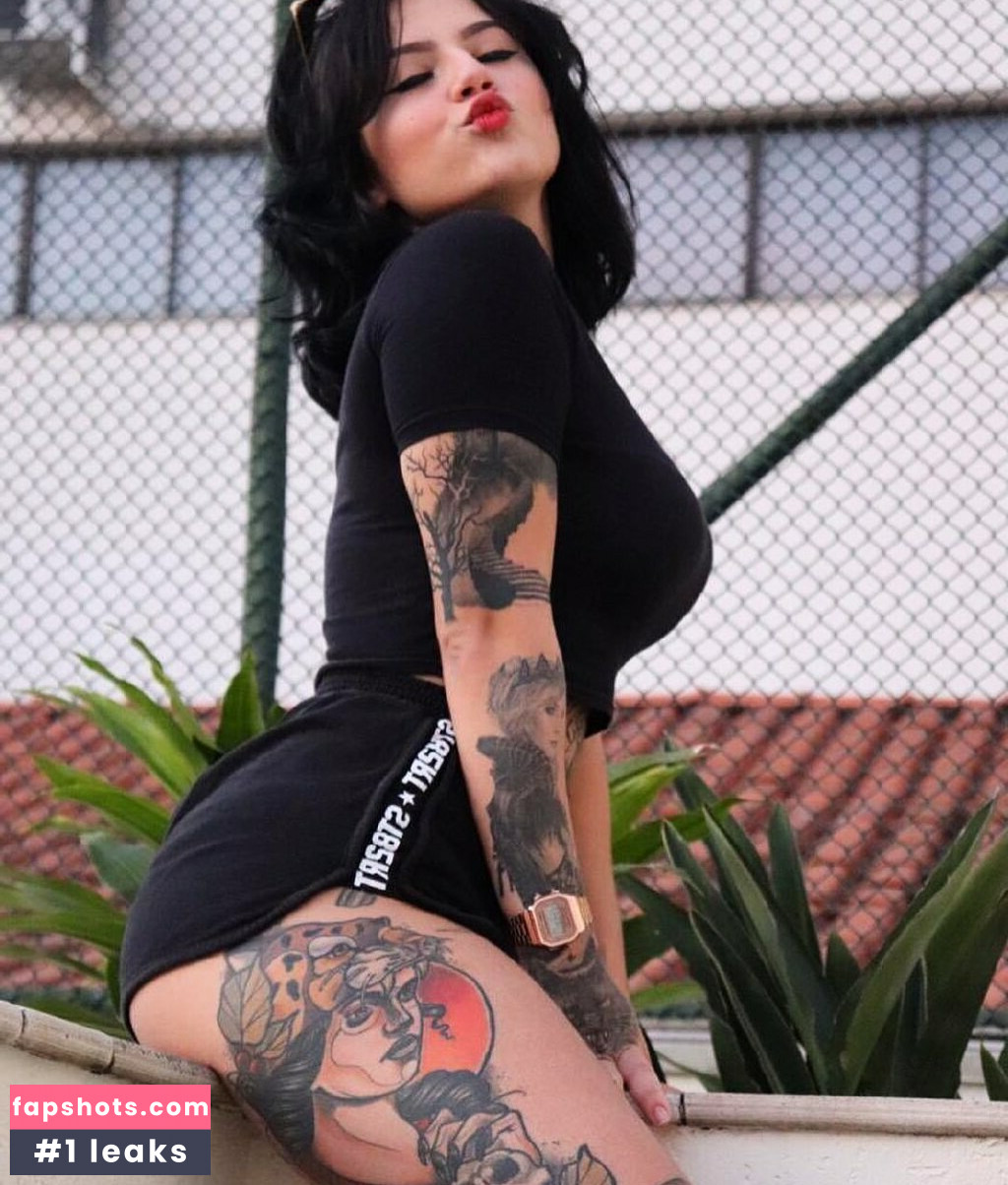 dani_bluee gallery photo #44