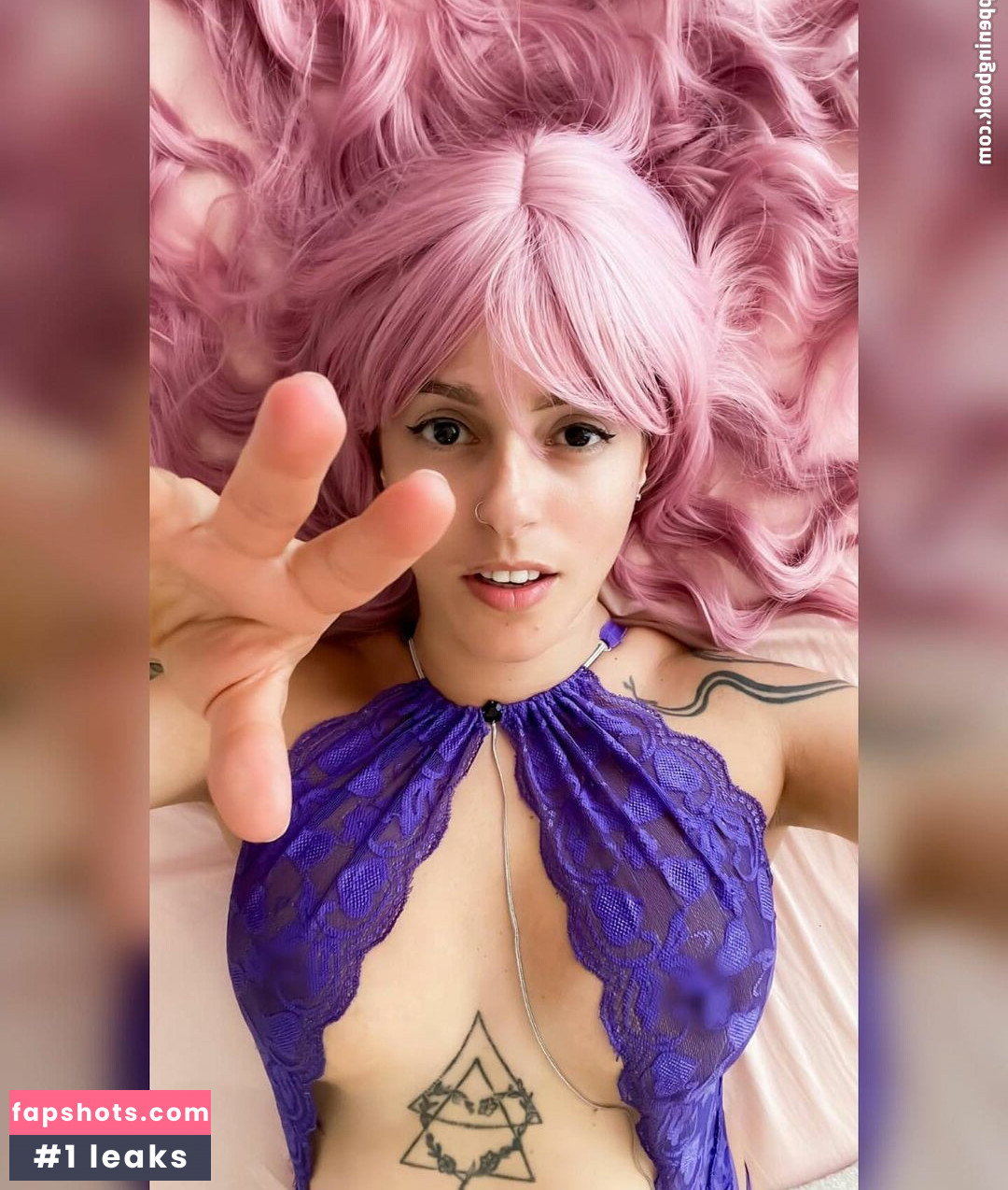 Dani Botan gallery photo #19