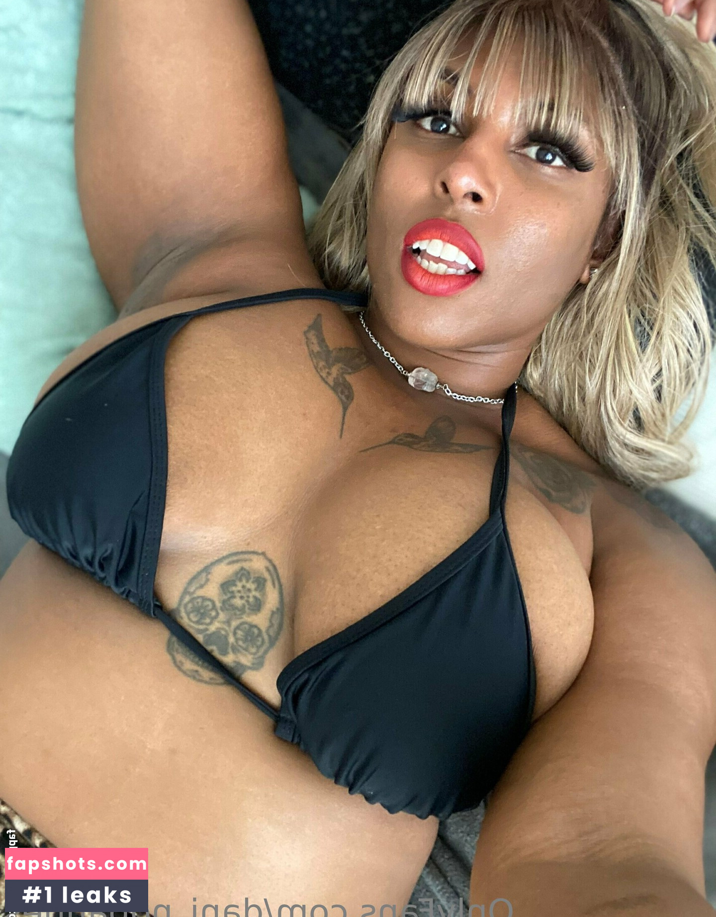 dani_nopanties gallery photo #9