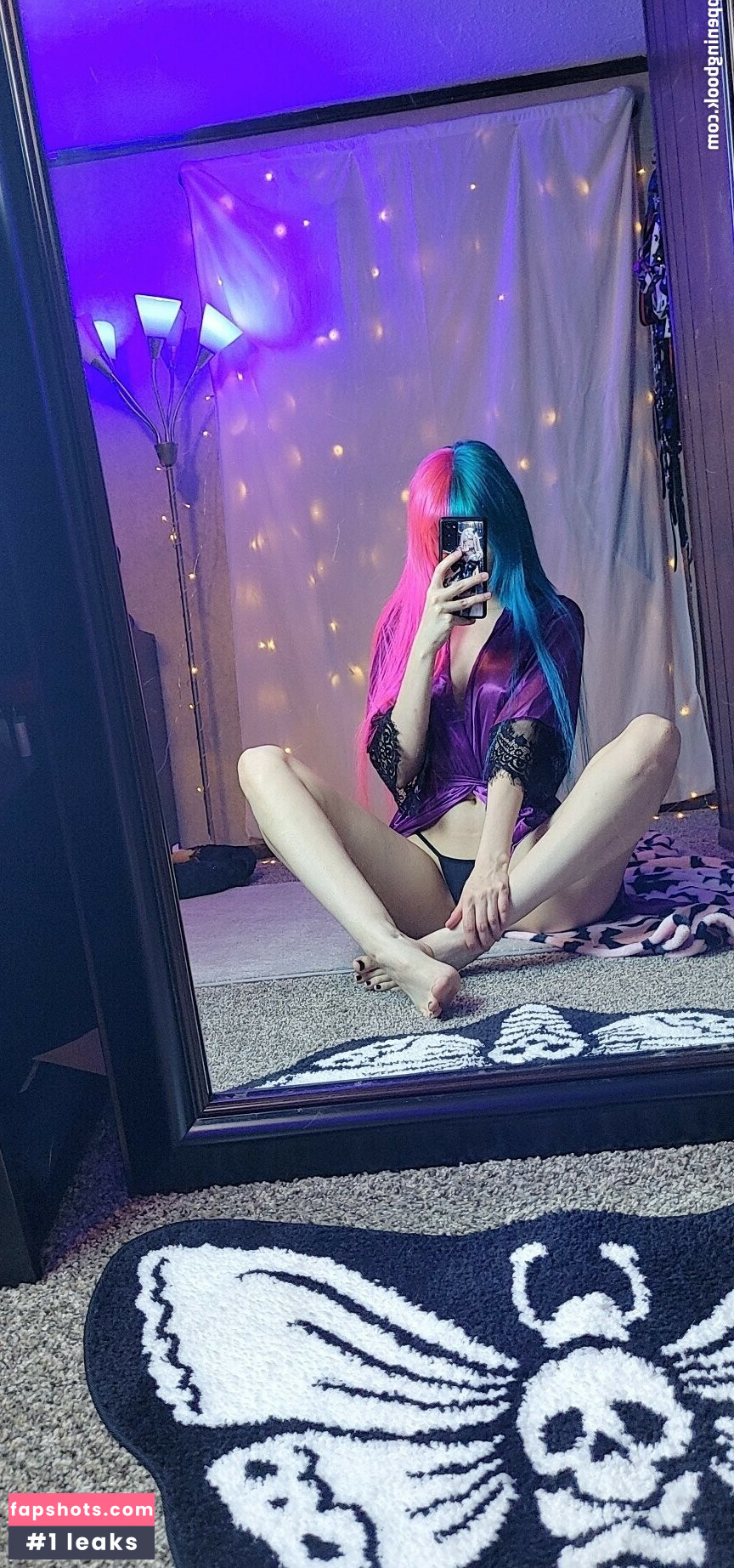 Dani Raine gallery photo #8