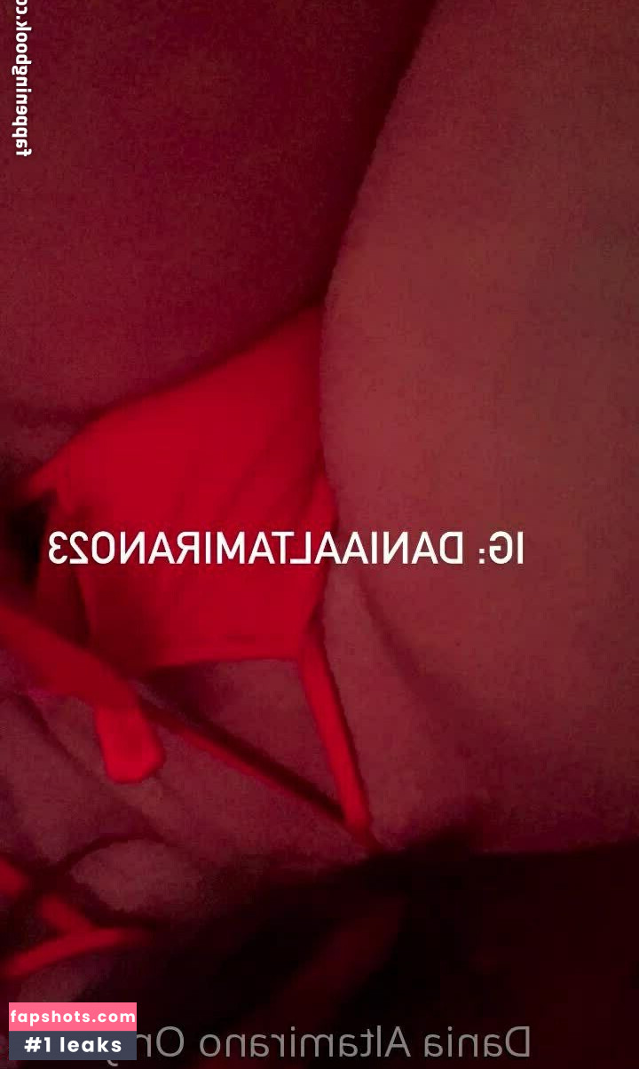 Dania Altamirano gallery photo #33