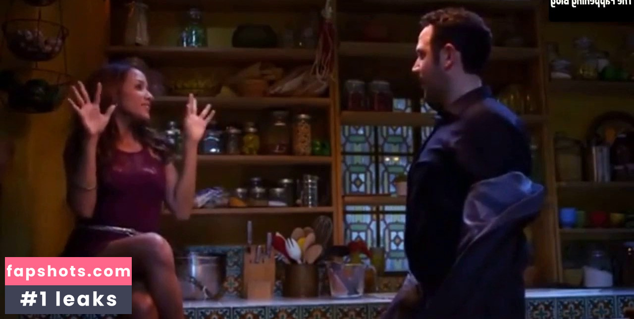 Dania Ramirez gallery photo #48