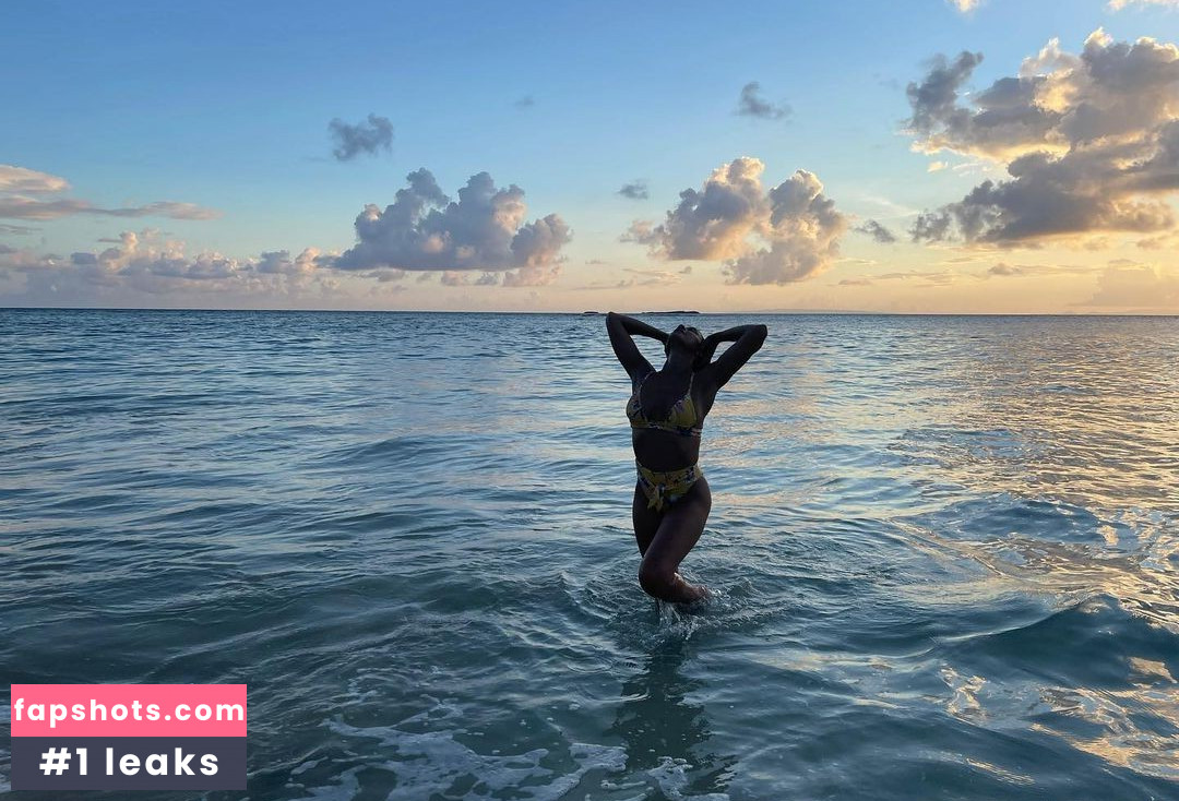 Dania Ramirez gallery photo #72