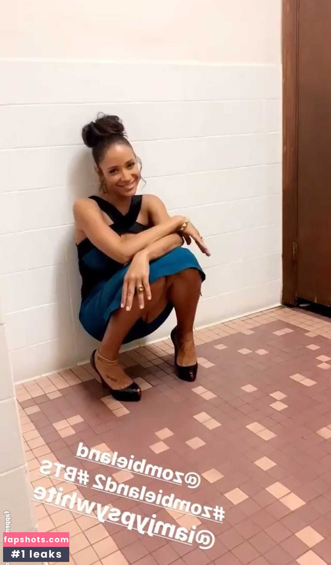 Dania Ramirez gallery photo #73