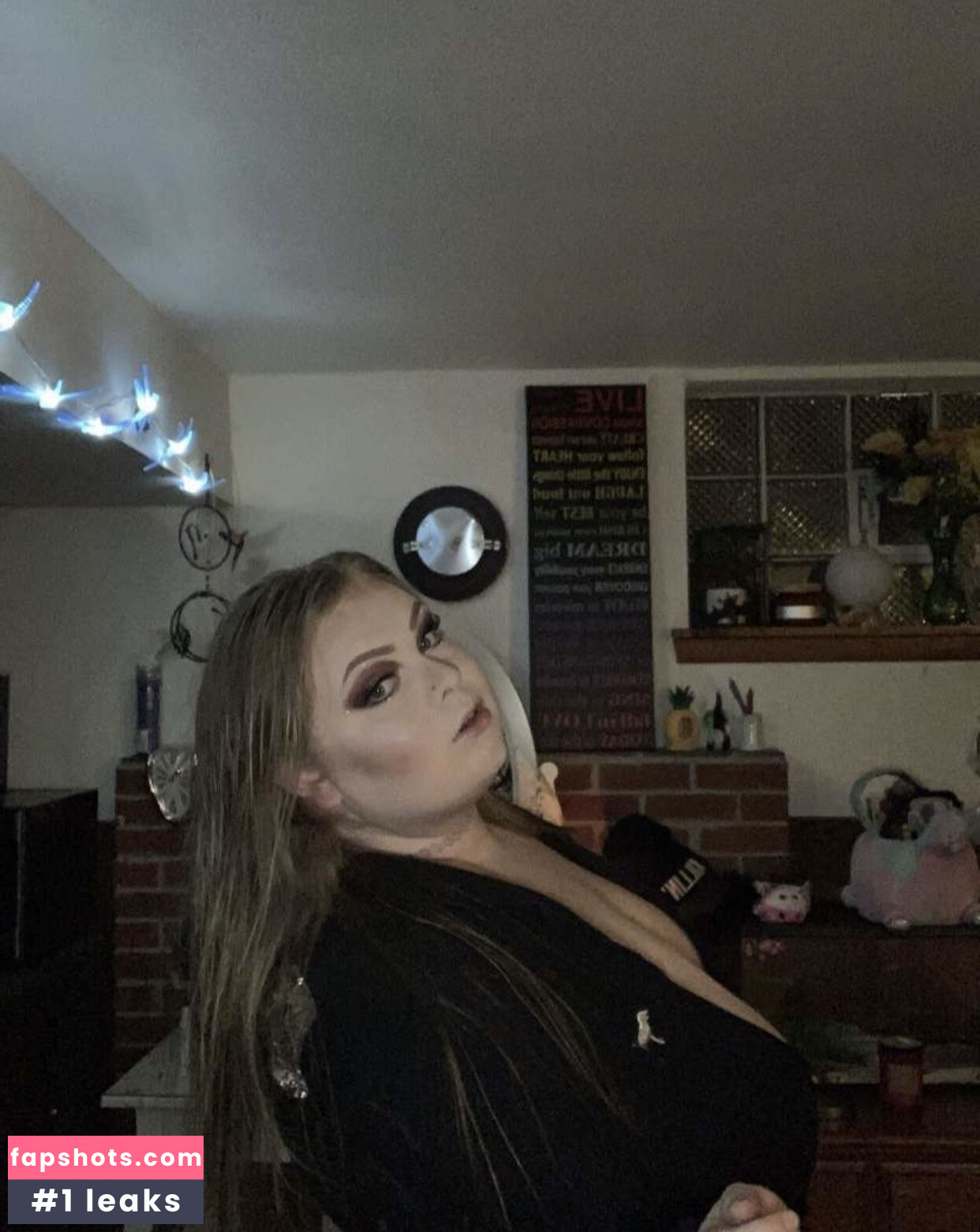 Danie Marie gallery photo #10