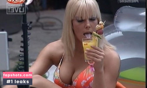 Daniela Becker gallery photo #9