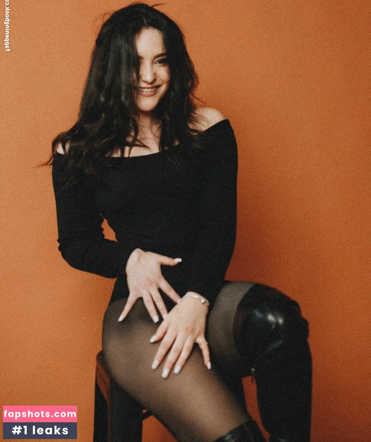 Daniela Flores gallery photo #42