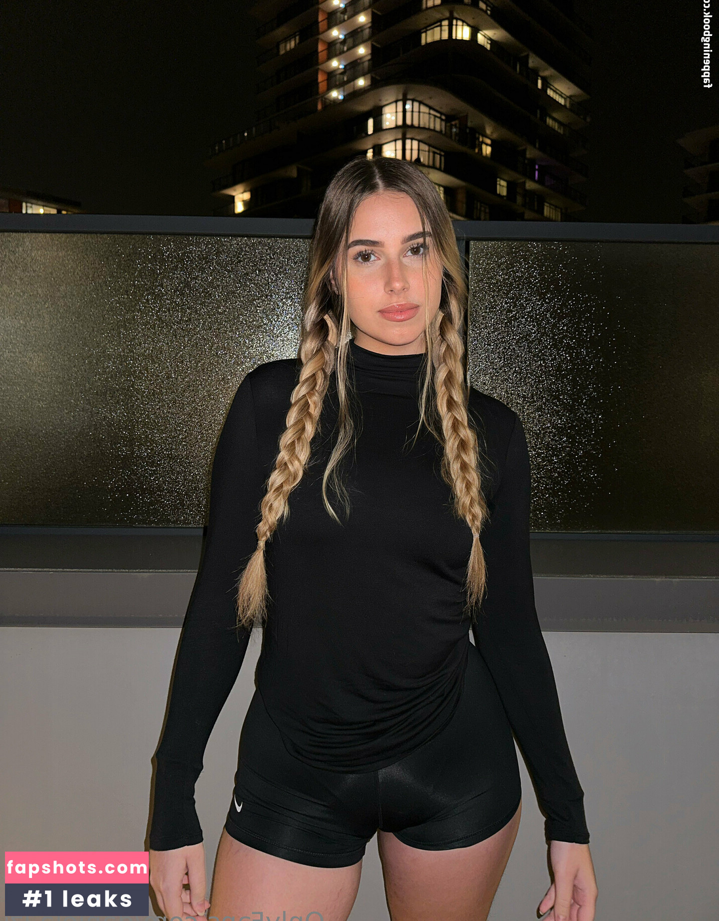 Daniela.lzj gallery photo #2