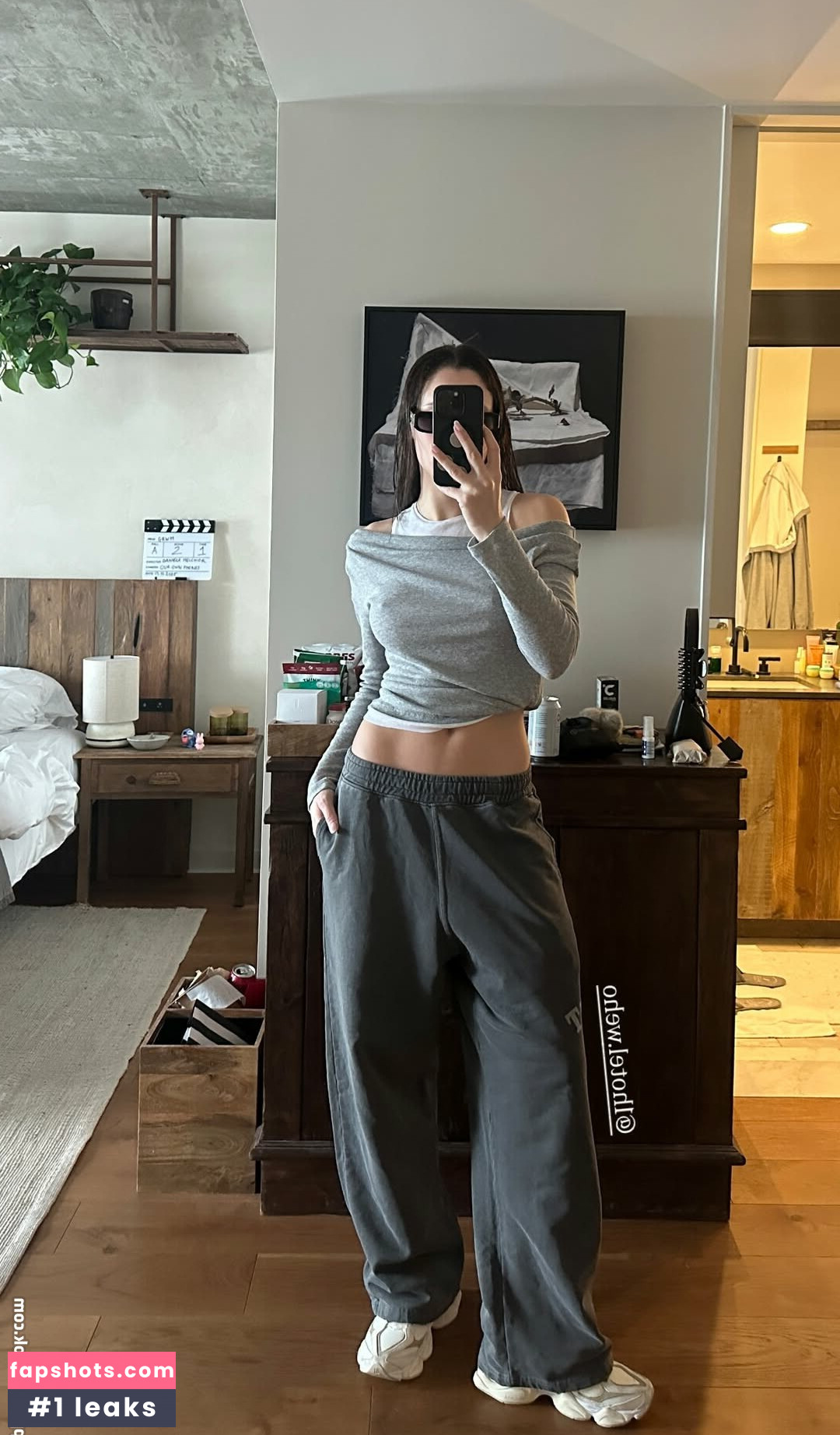 Daniela Melchior gallery photo #2