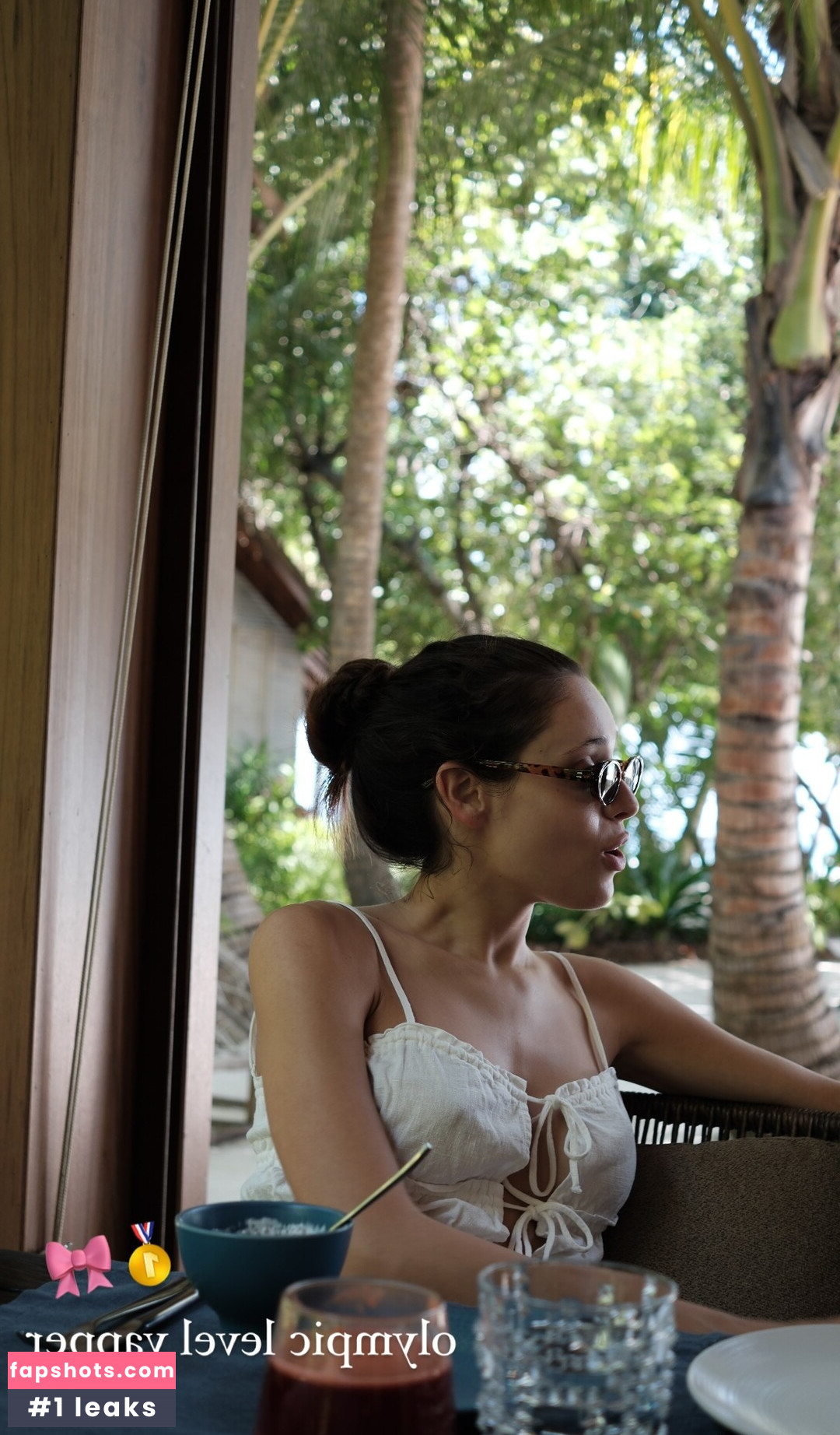 Daniela Melchior gallery photo #113