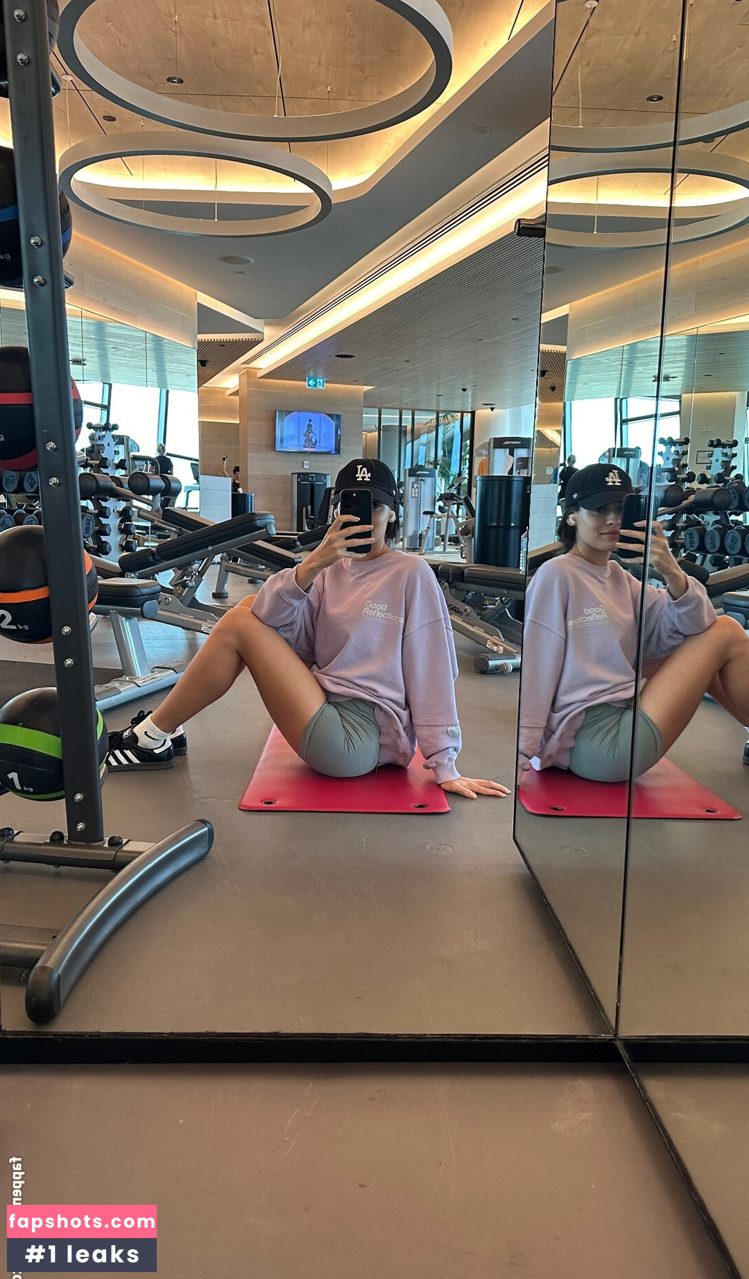 Daniela Melchior gallery photo #123