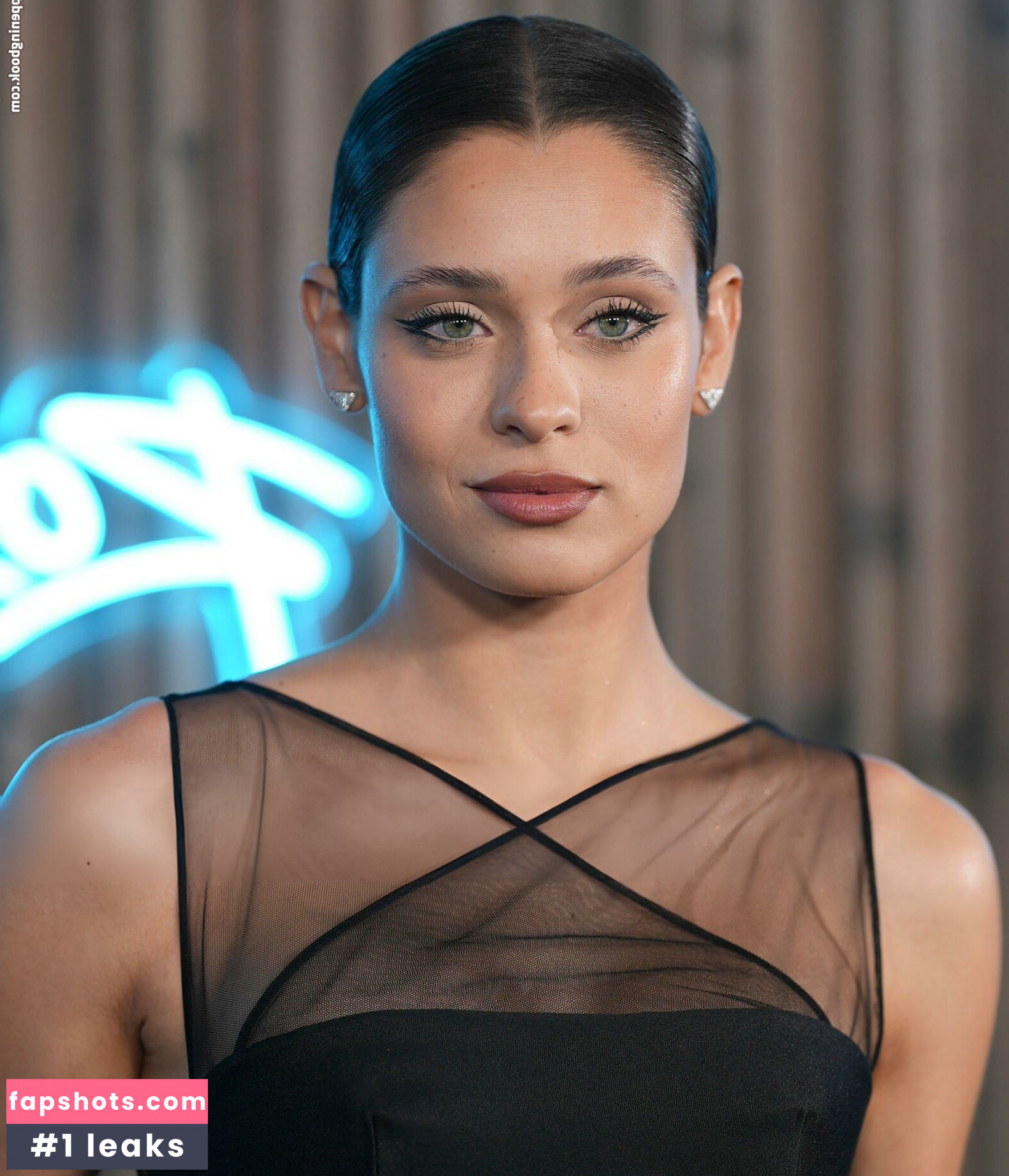 Daniela Melchior gallery photo #145